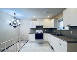 9716 156 Street, Surrey, BC V3R0X9 Photo 7
