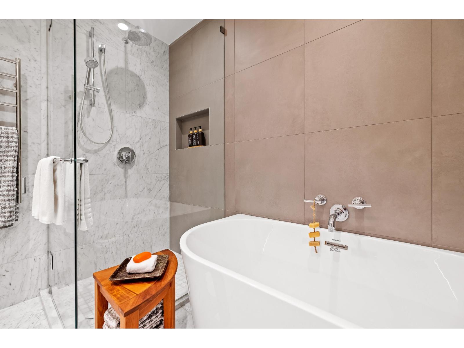 1804 1501 FOSTER STREET, White Rock