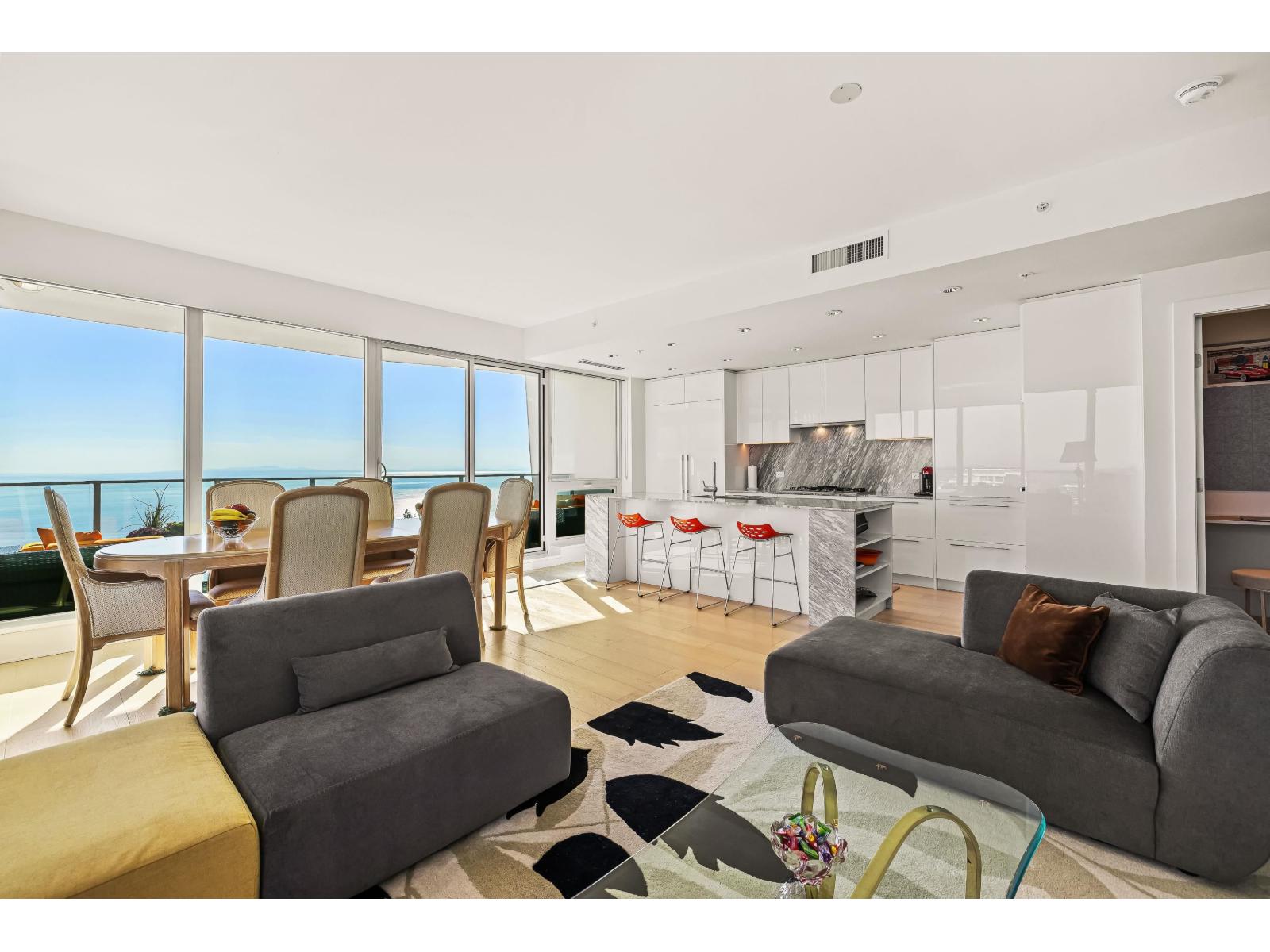 1804 1501 FOSTER STREET, White Rock