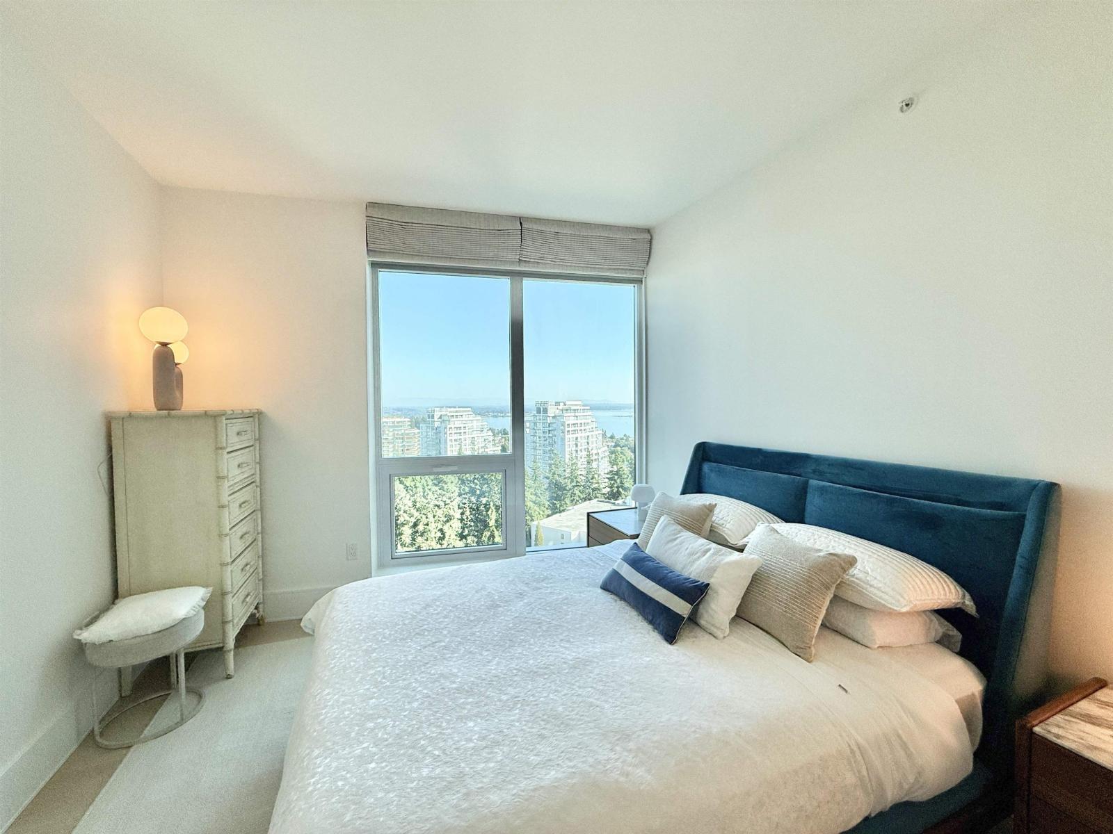 1804 1501 FOSTER STREET, White Rock