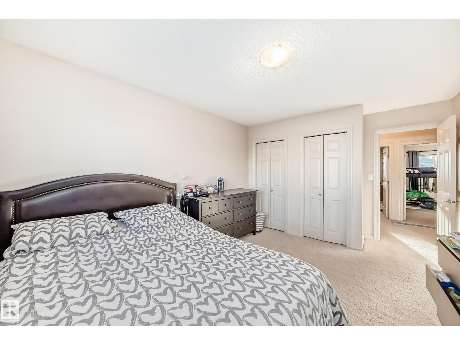 1285 CUNNINGHAM DR SW, Edmonton