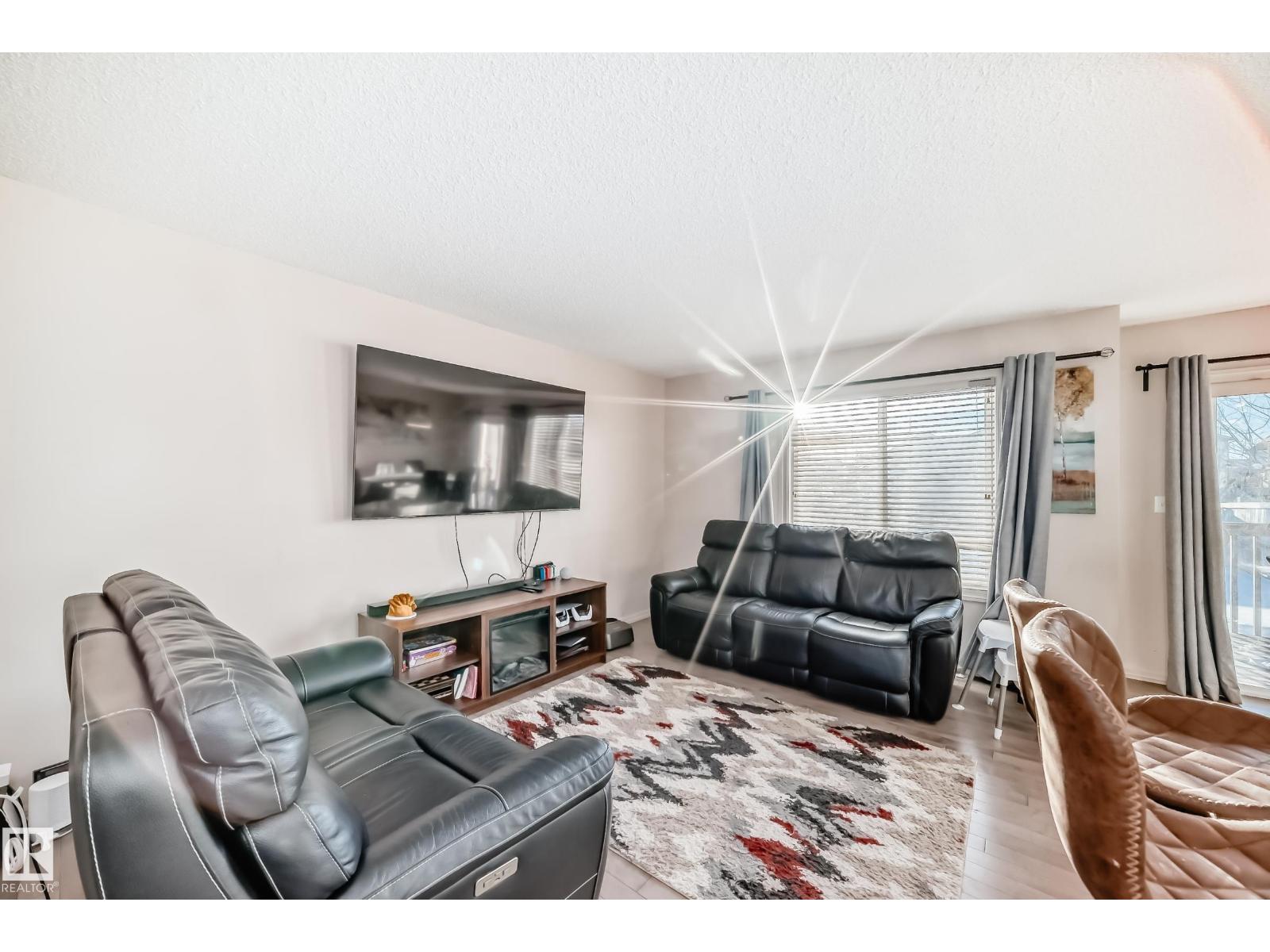 1285 CUNNINGHAM DR SW, Edmonton