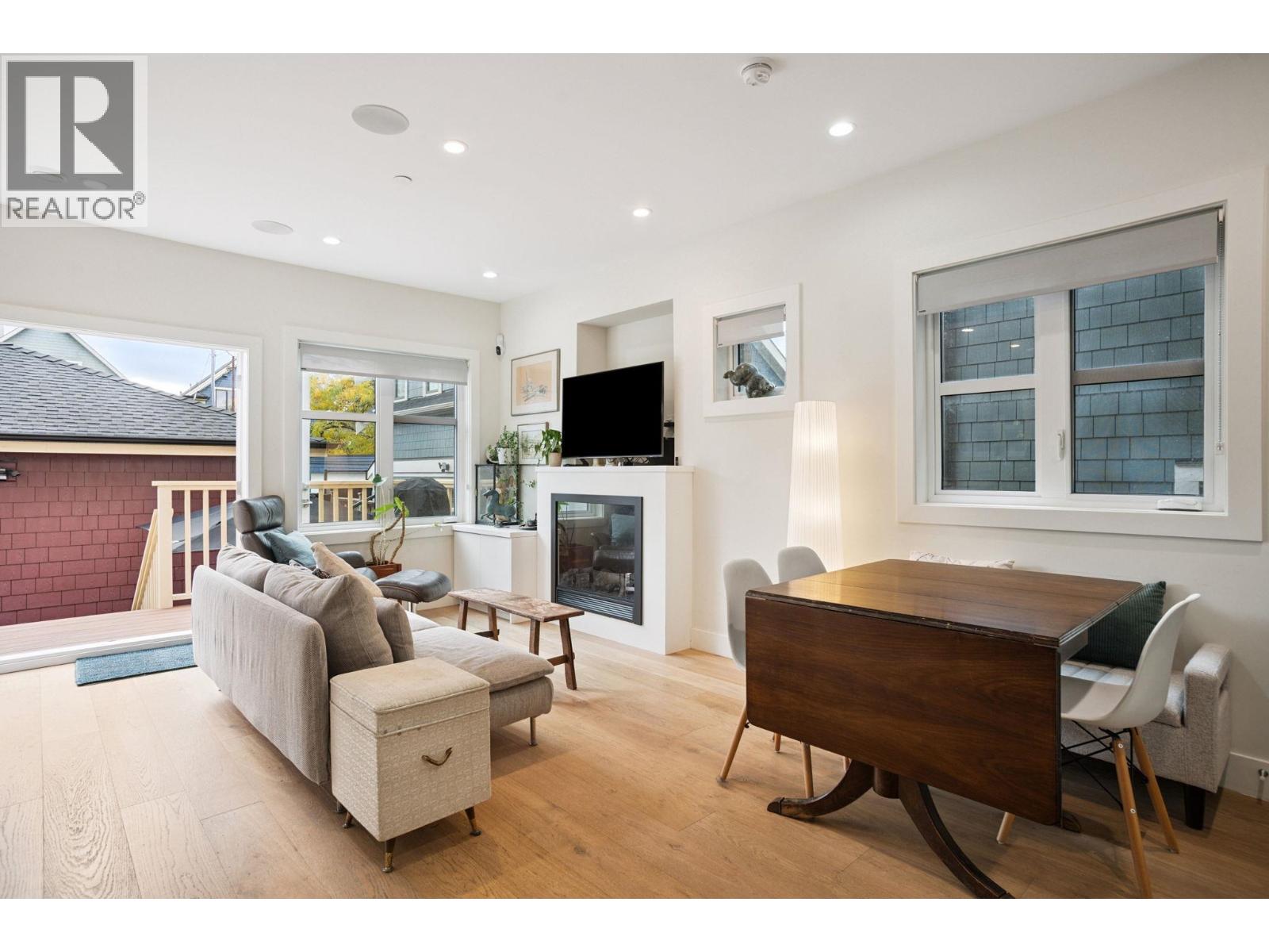 764 E 14TH AVENUE - Photo 5 of 40, Vancouver, British Columbia