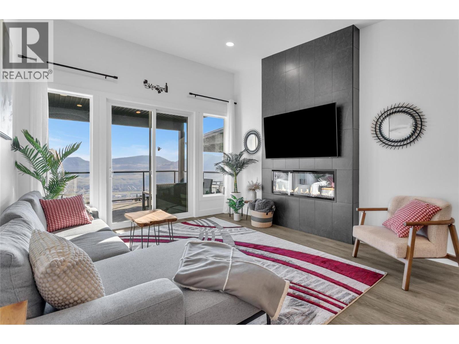 7735 Okanagan Hills Boulevard Unit# 42, Vernon