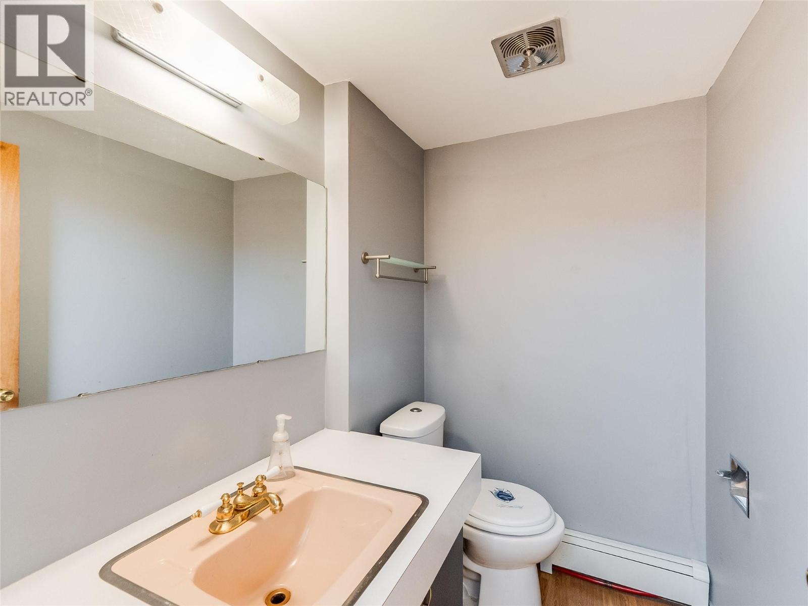 1604 Park Street, Rossland