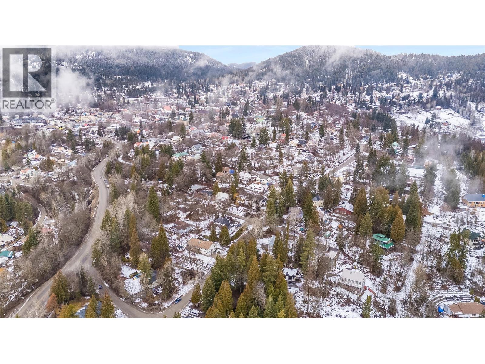 1604 Park Street, Rossland