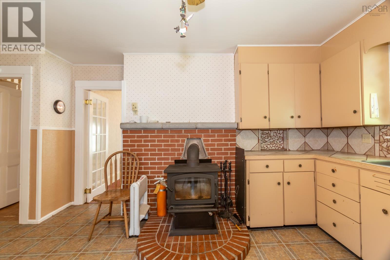 Property 18 of 48 of 1851 Highway 201