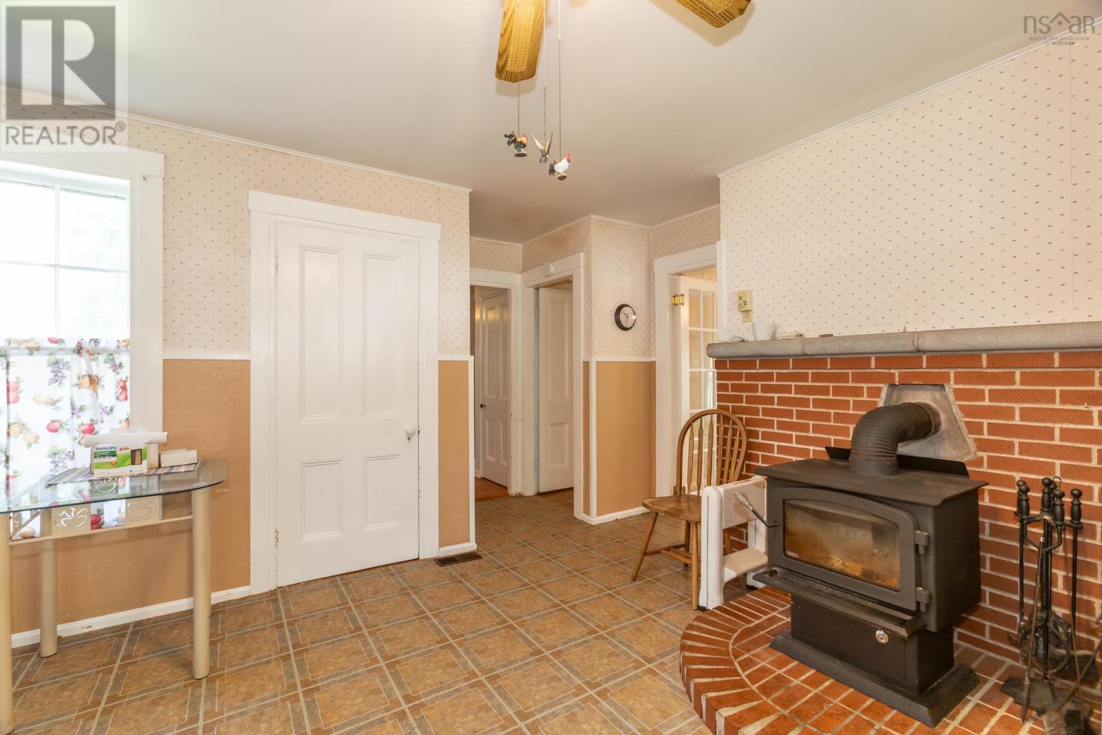 Property 19 of 48 of 1851 Highway 201