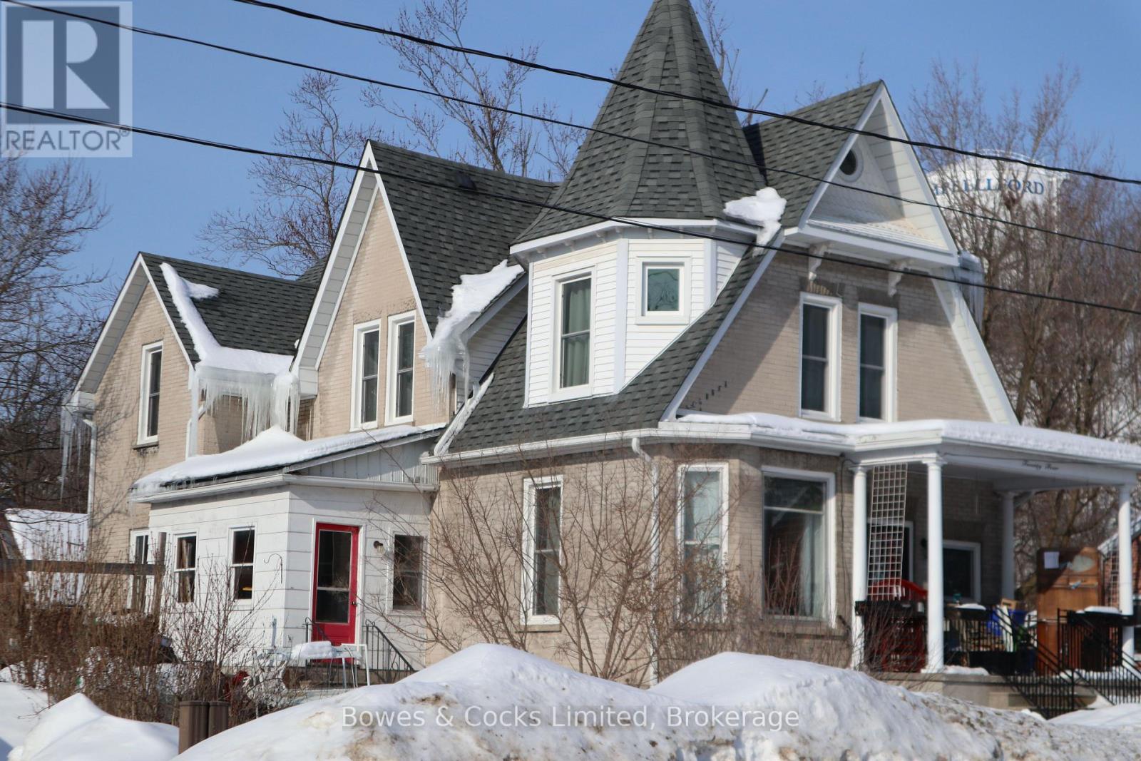 24 Canrobert Street North