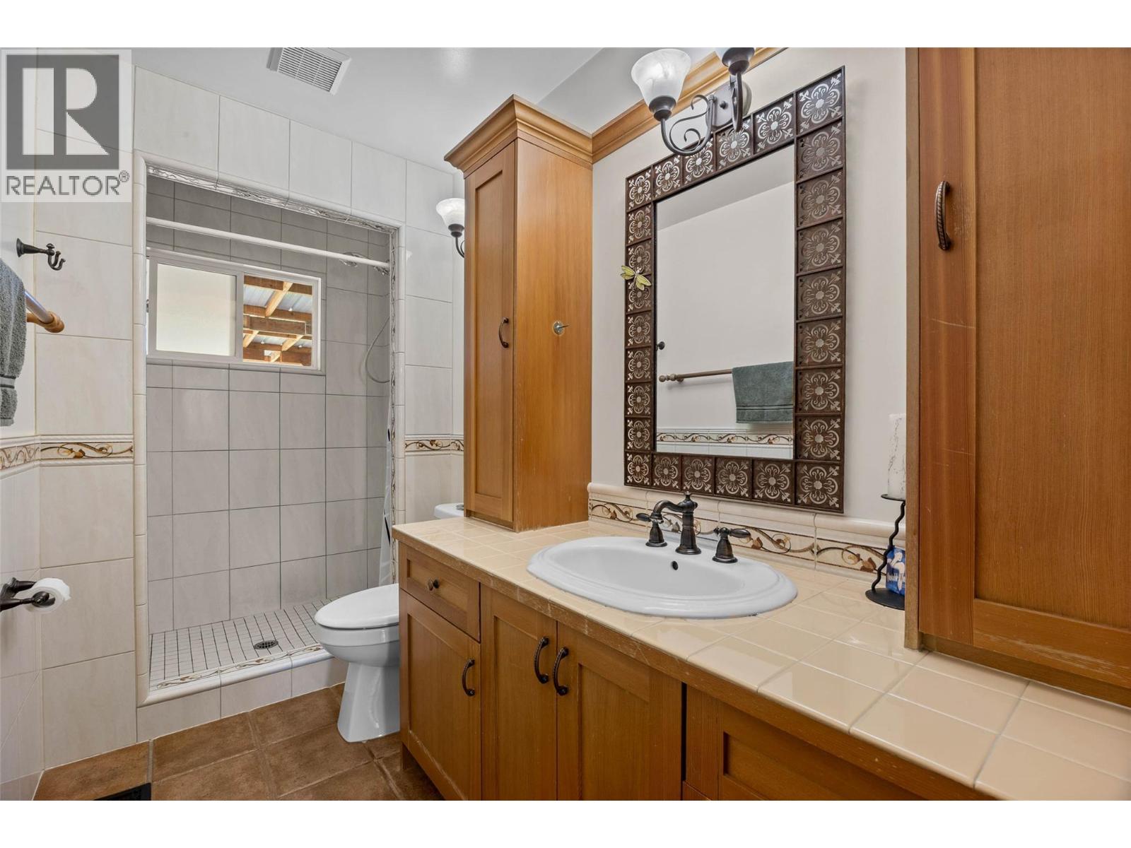 1926 Greaves Avenue, Merritt