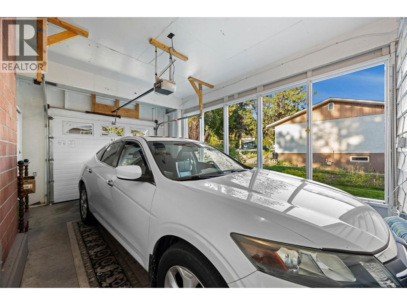 1926 Greaves Avenue, Merritt