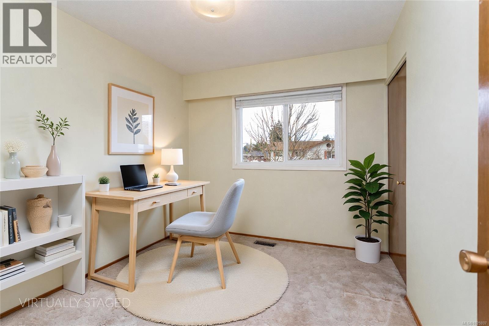 2930 Carol Ann Pl, Colwood