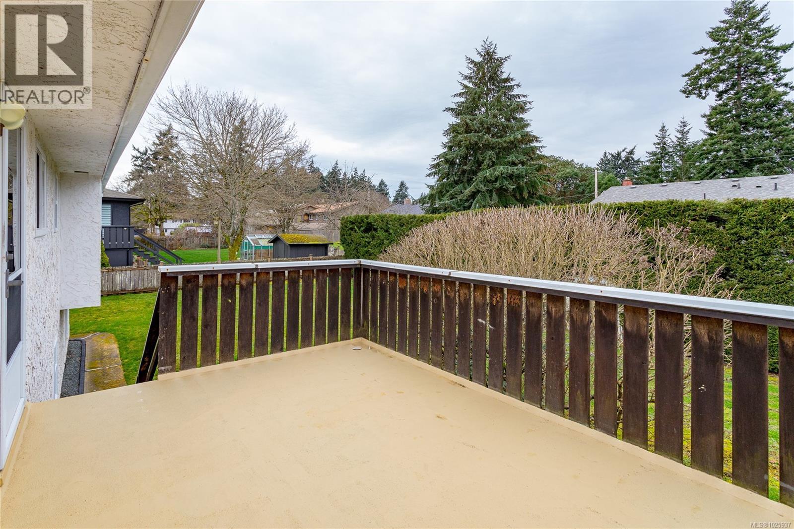 2930 Carol Ann Pl, Colwood