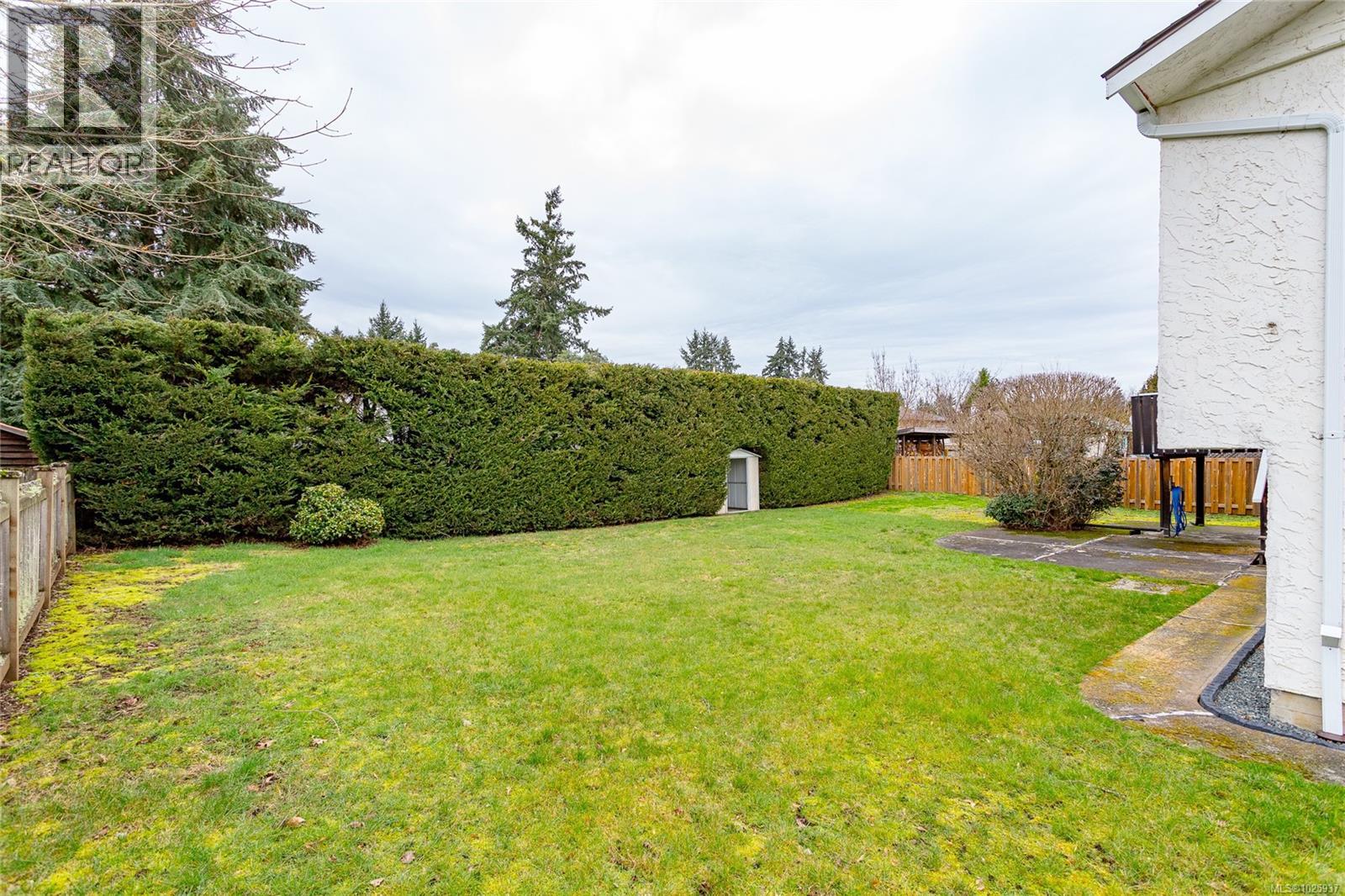 2930 Carol Ann Pl, Colwood
