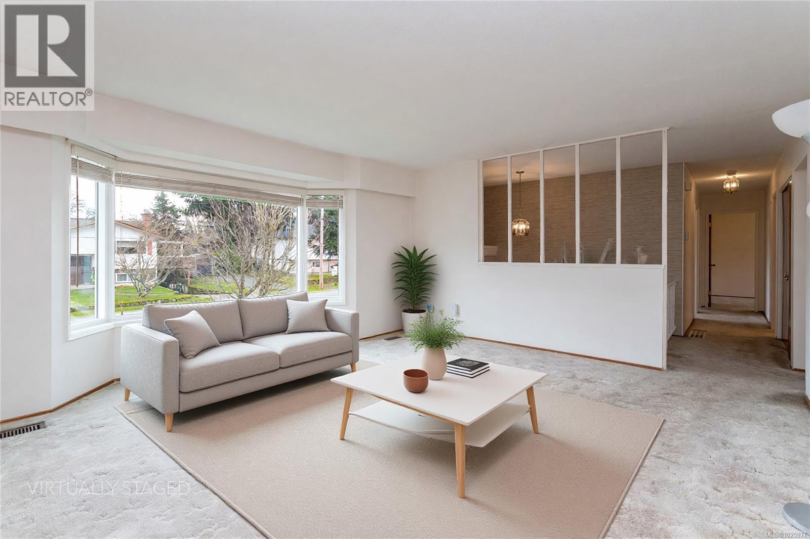 2930 Carol Ann Pl, Colwood