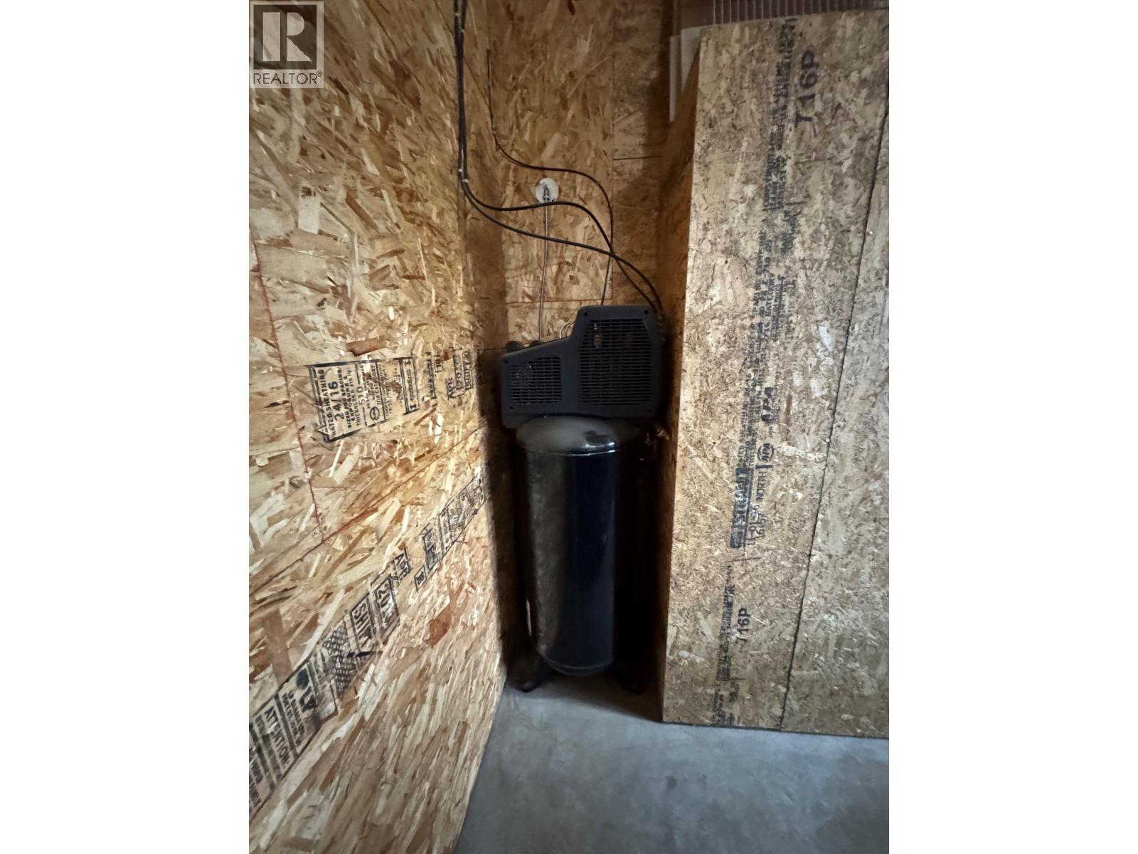 5175 Siminoff Road, Grand Forks