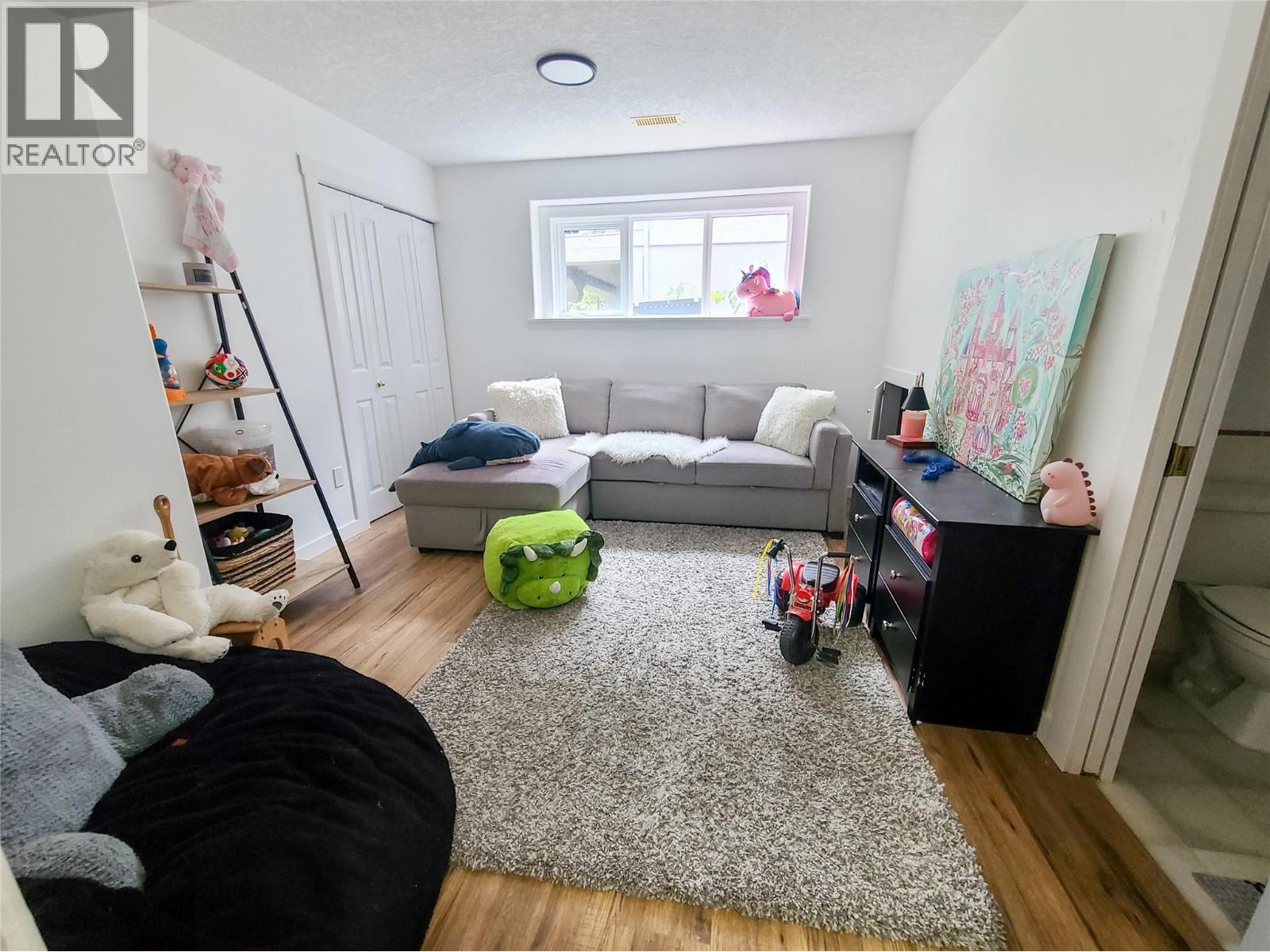  3897 Gallaghers Other, Kelowna