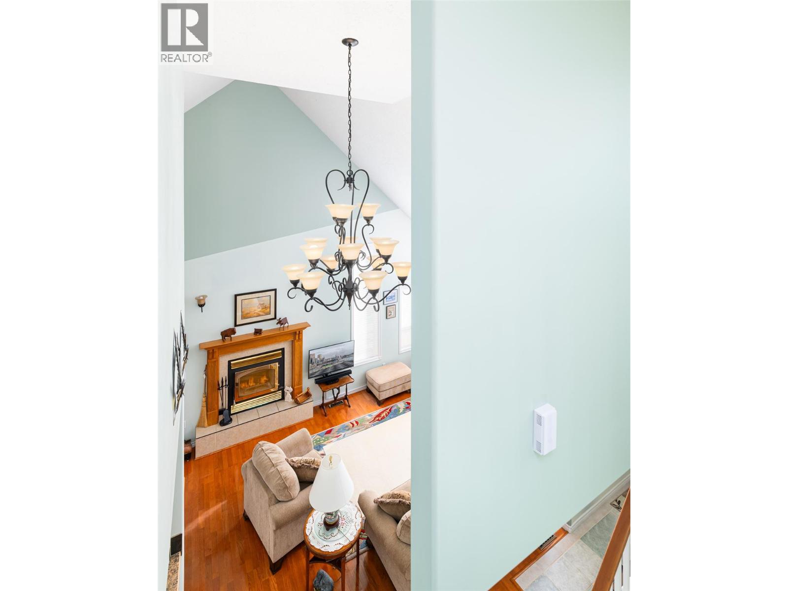 304 DUGAN Street, Creston