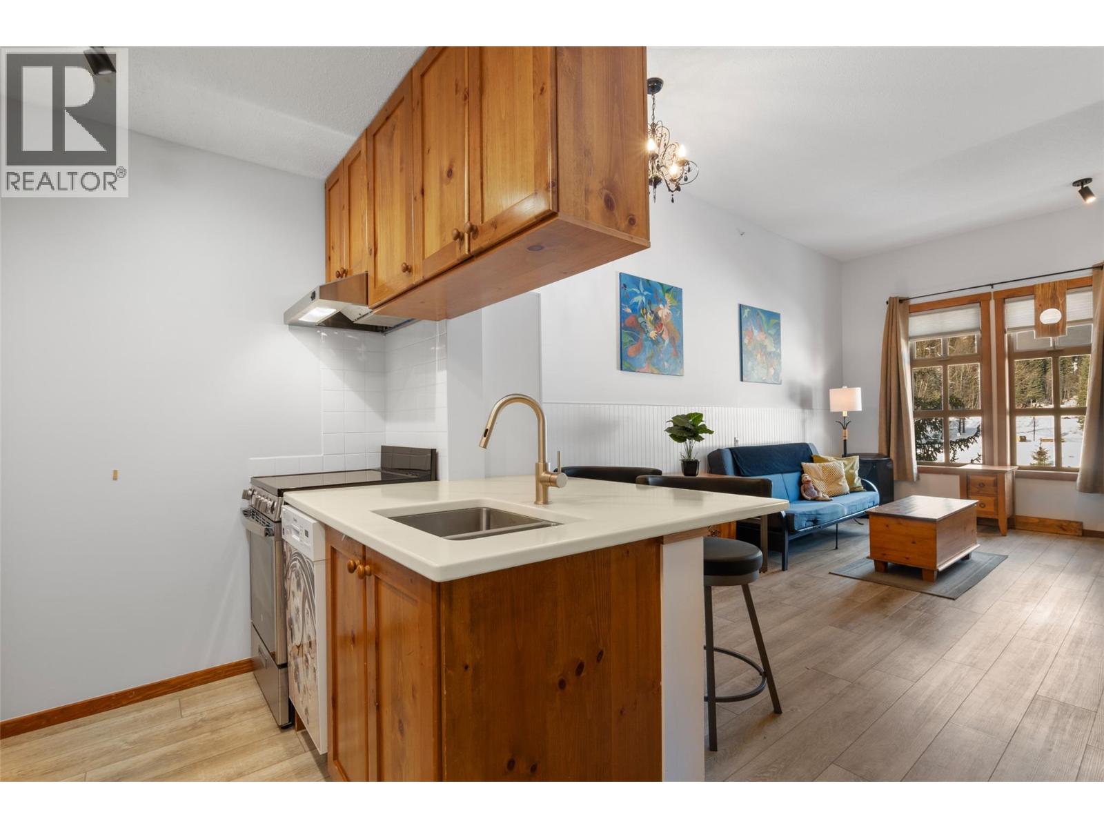 3190 Creekside Way Unit# 406, Sun Peaks