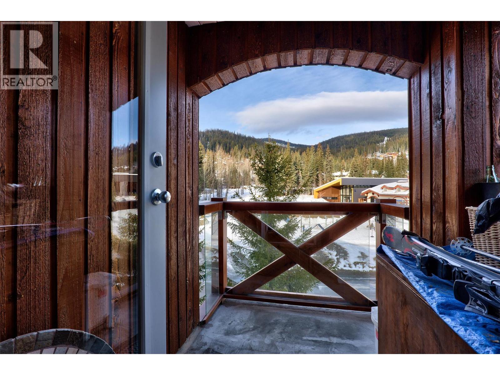 3190 Creekside Way Unit# 406, Sun Peaks