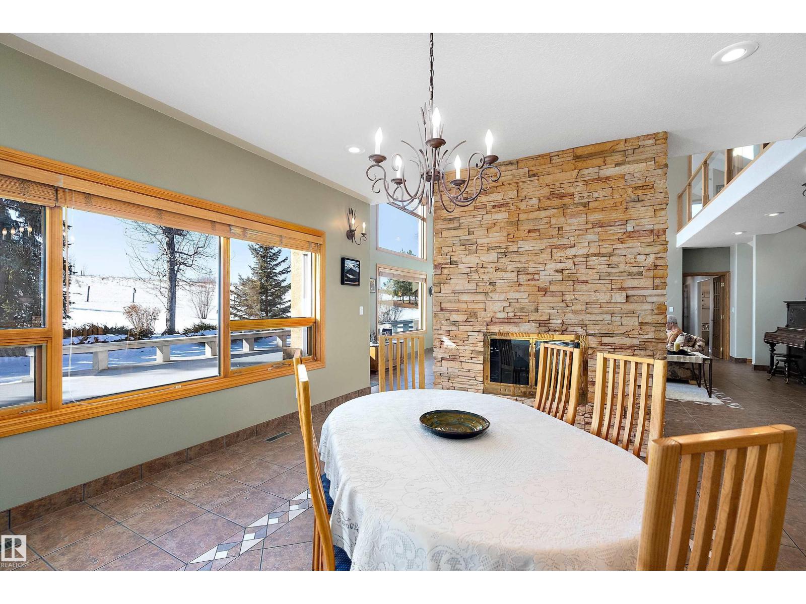 248 LAKESHORE DR - 13