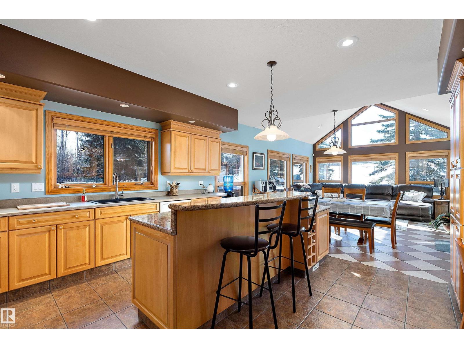 248 LAKESHORE DR - 14
