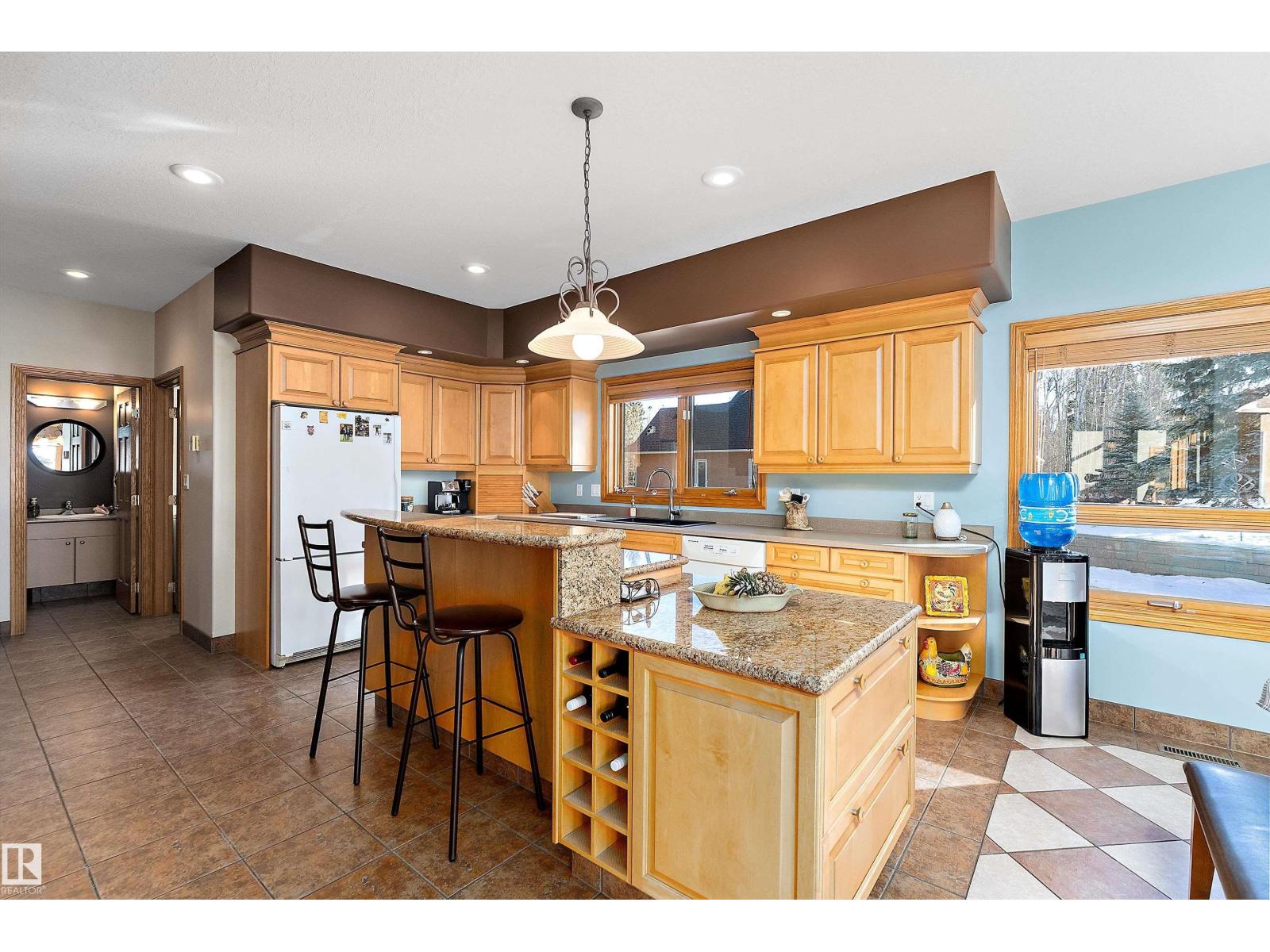 248 LAKESHORE DR - 15