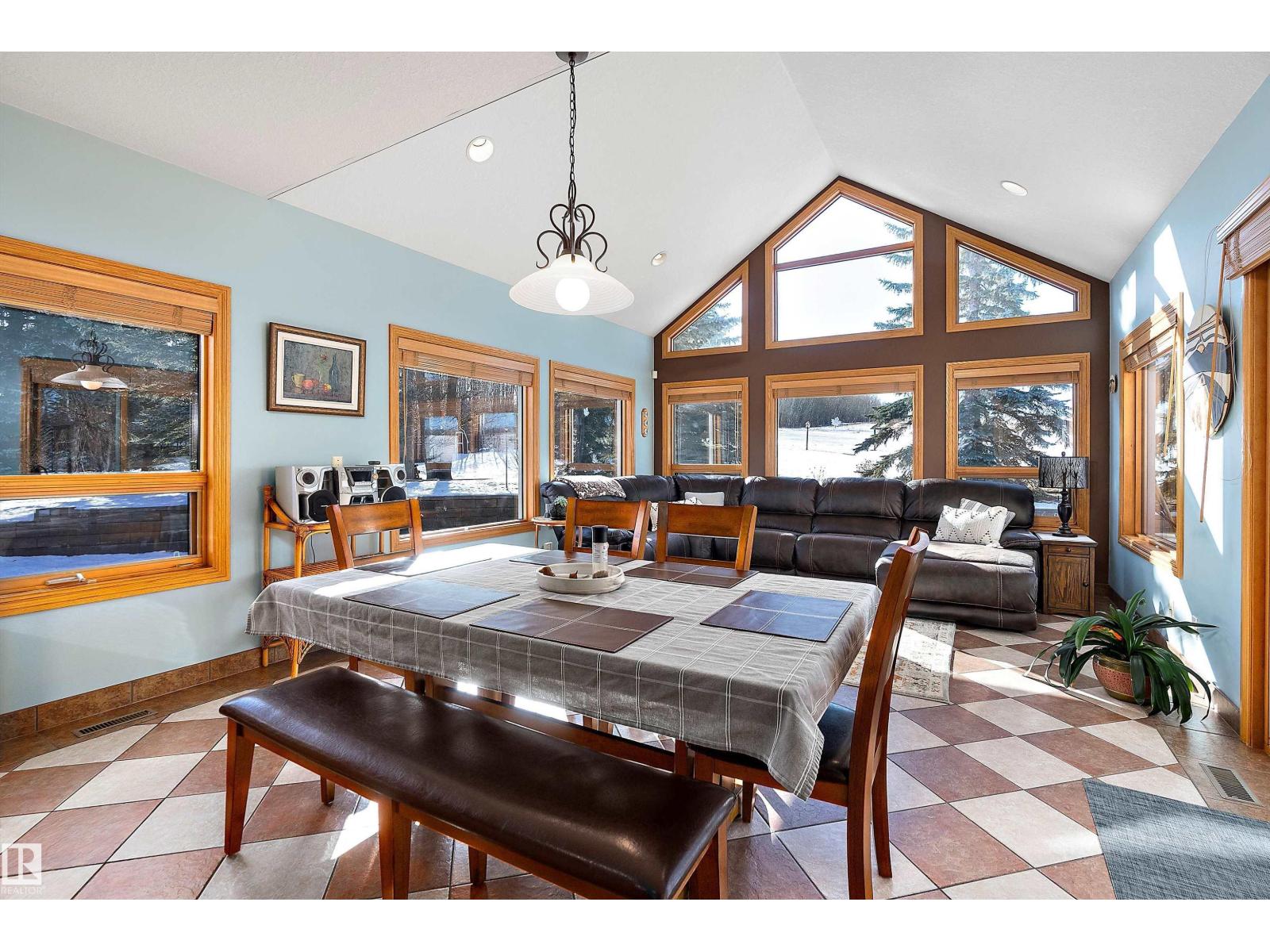 248 LAKESHORE DR - 18