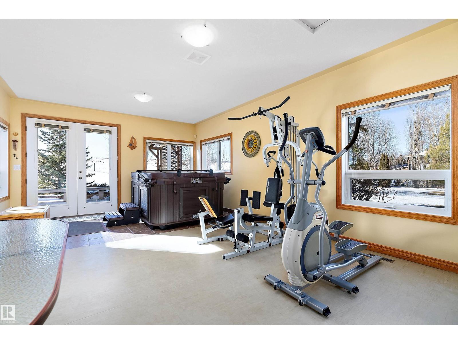 248 LAKESHORE DR - 31