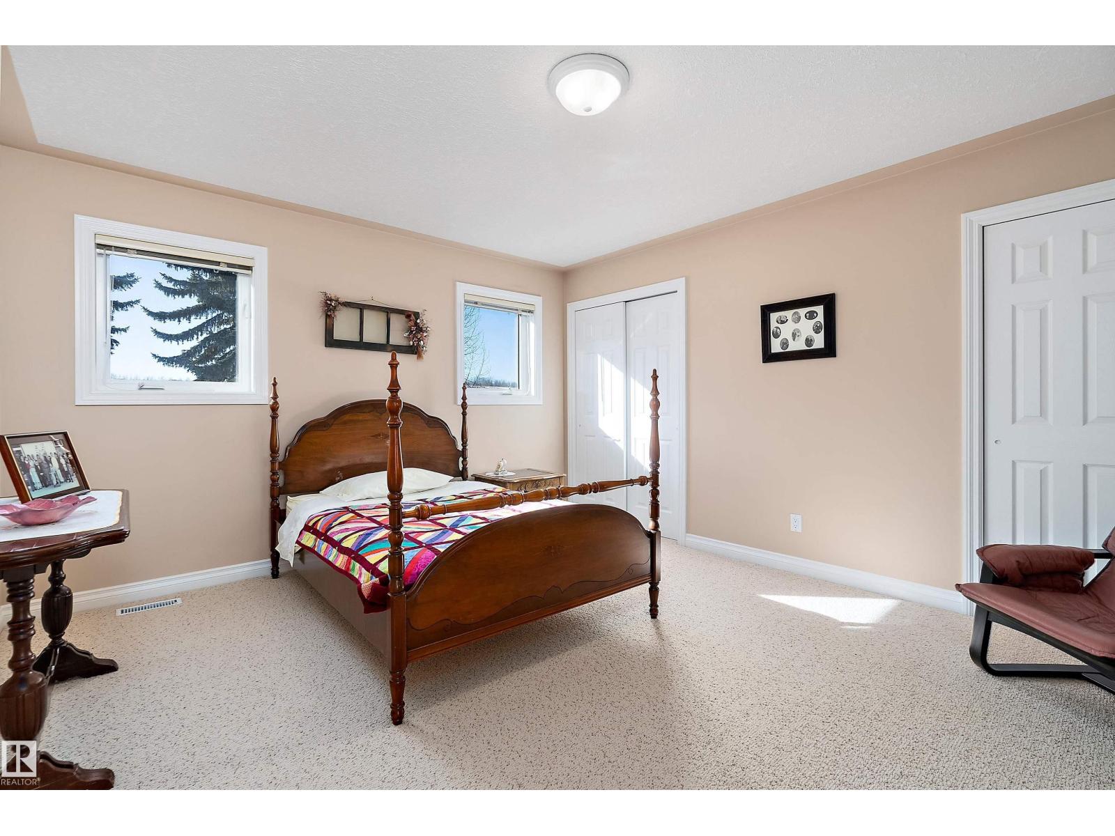 248 LAKESHORE DR - 42