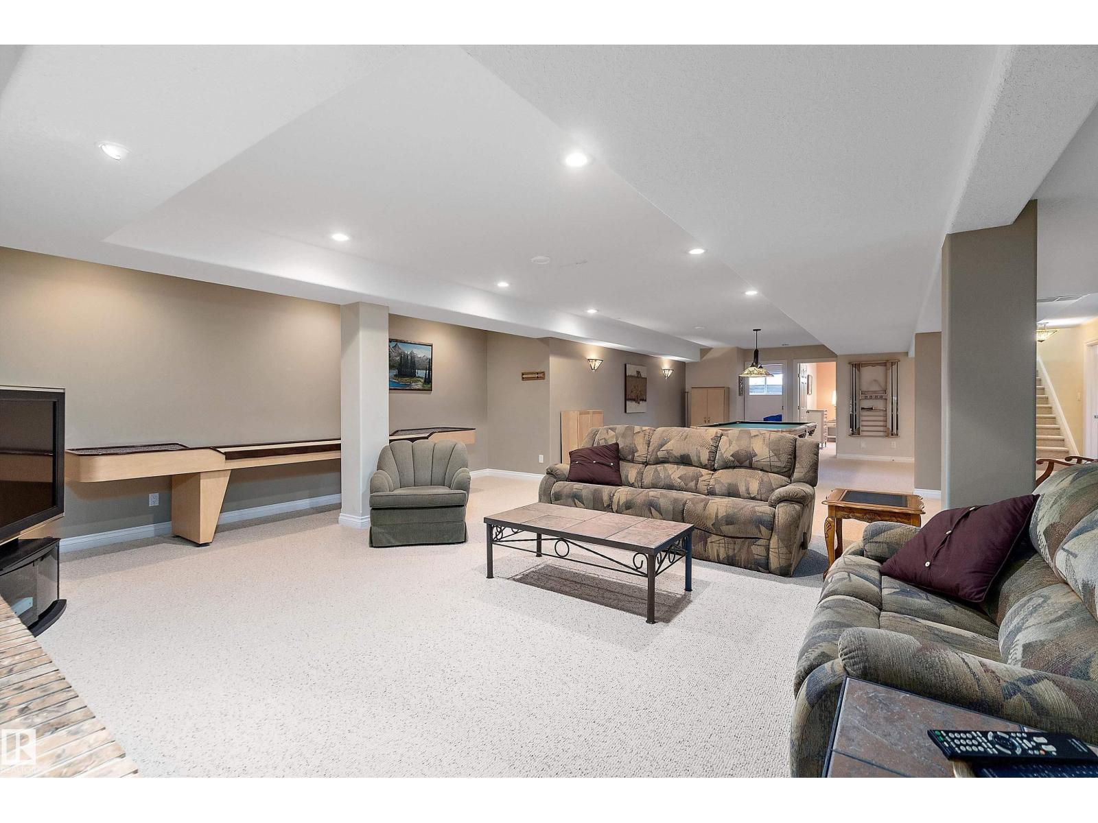 248 LAKESHORE DR - 50