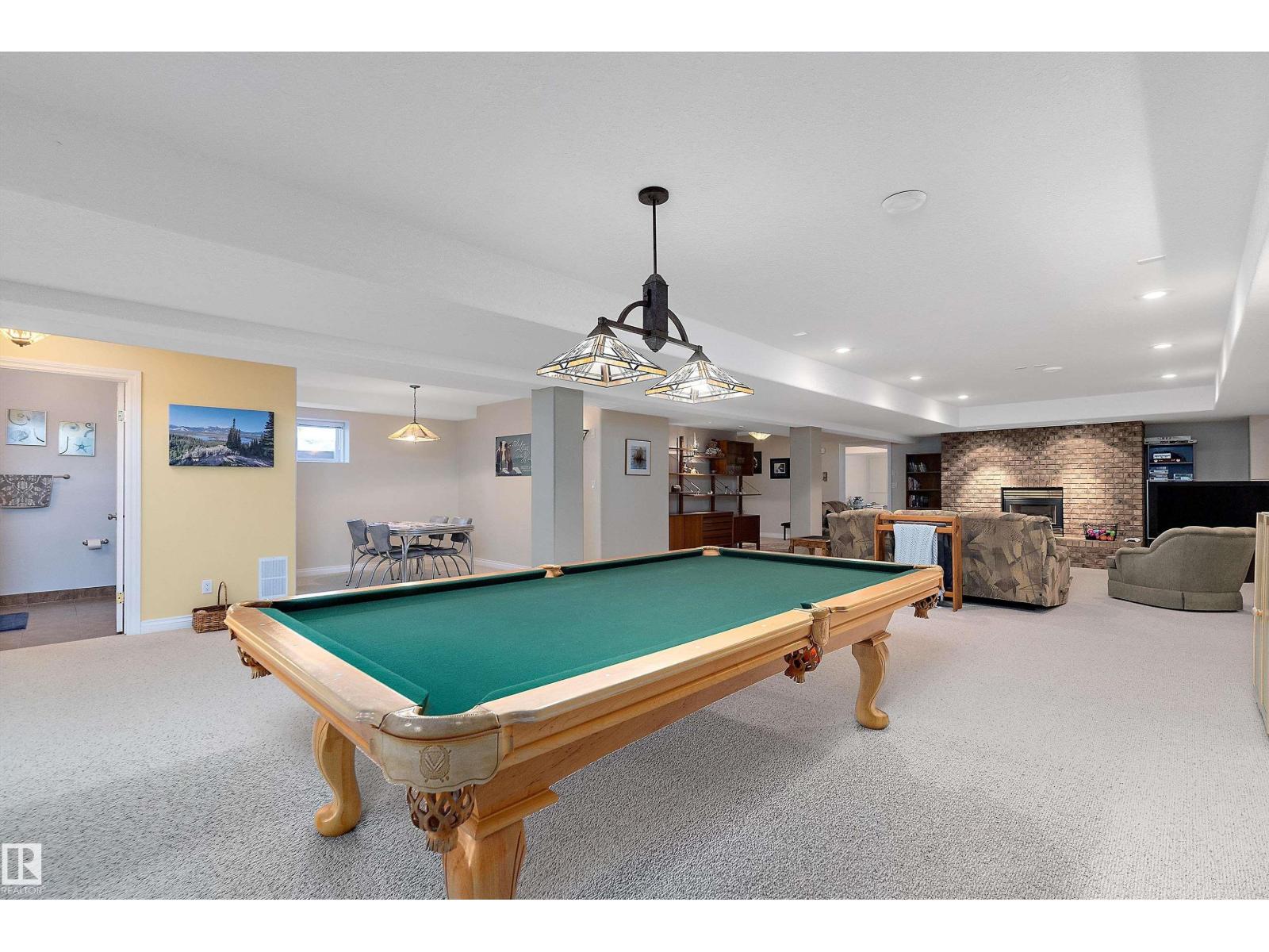 248 LAKESHORE DR - 53