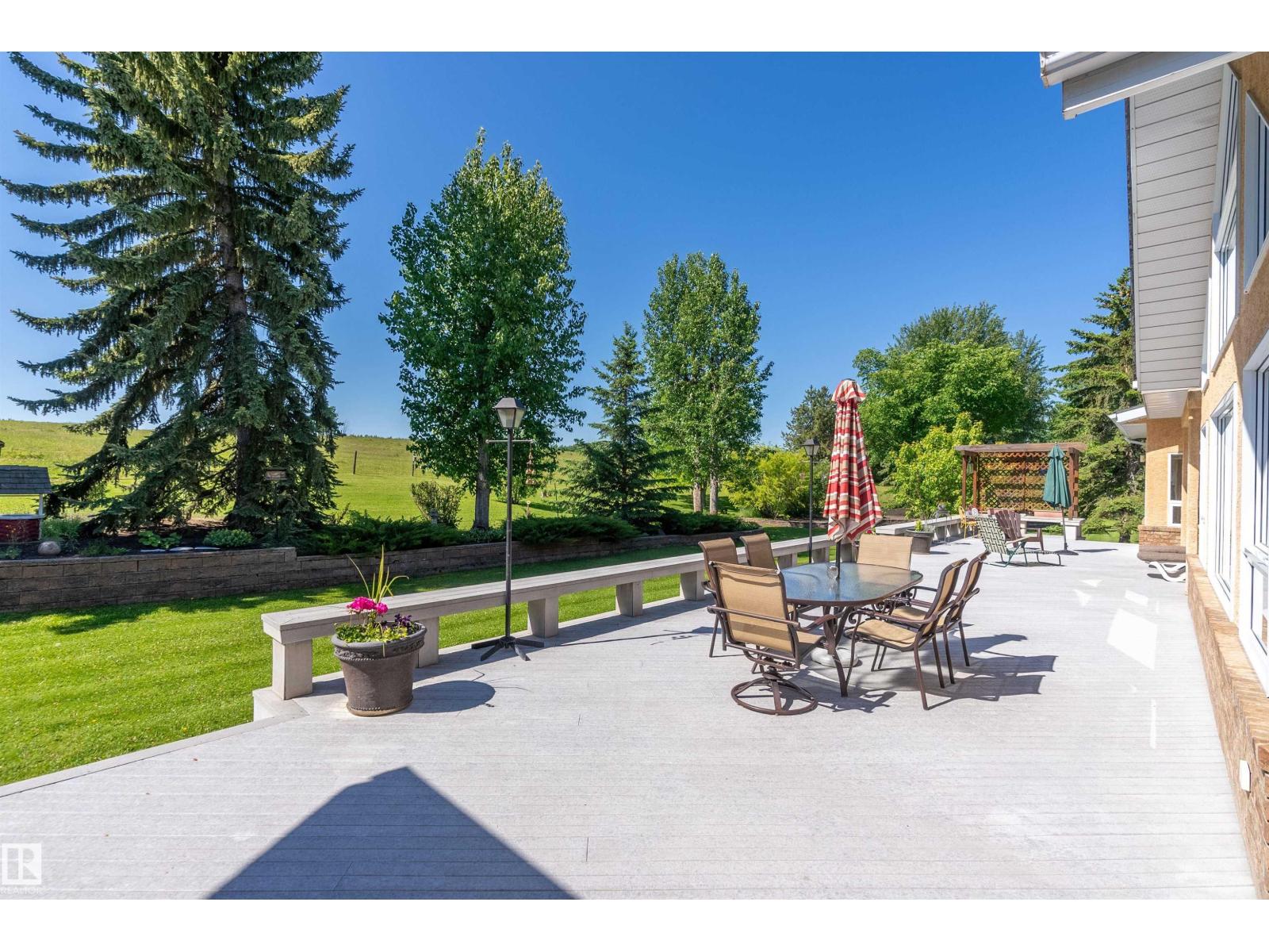 248 LAKESHORE DR - 70