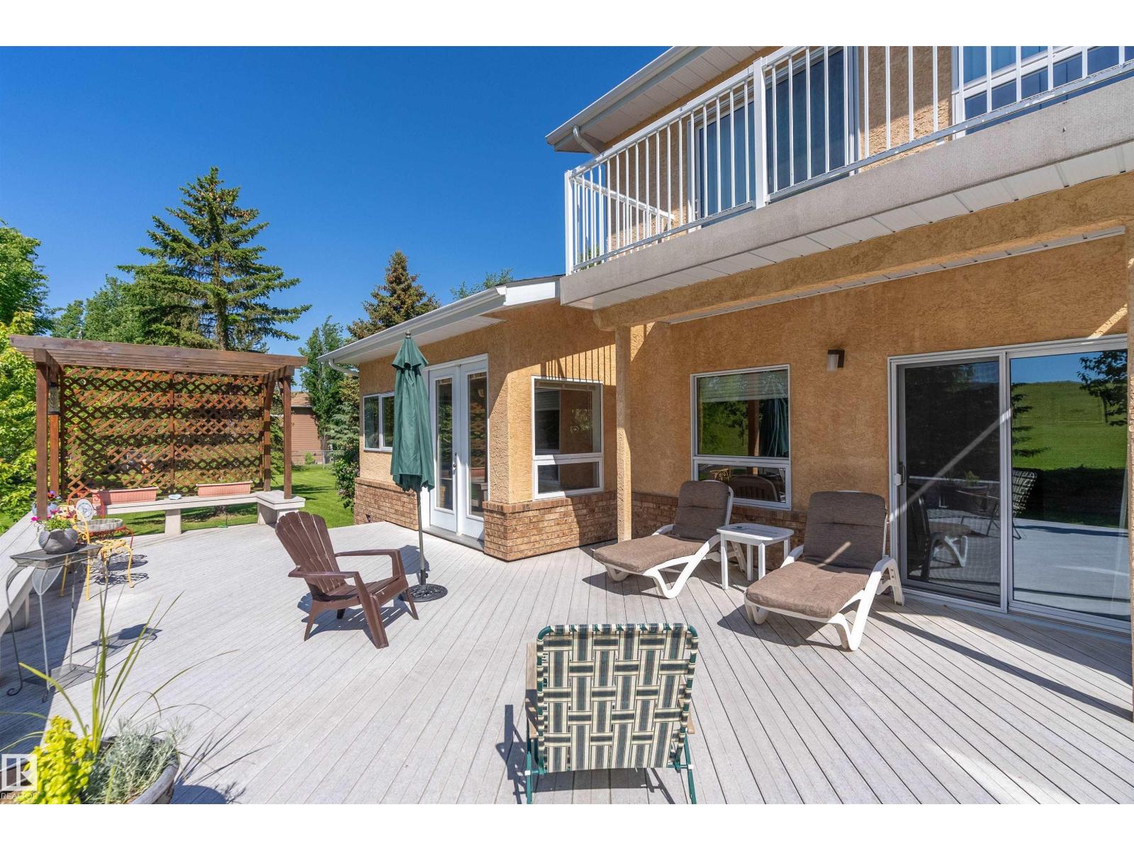 248 LAKESHORE DR - 71