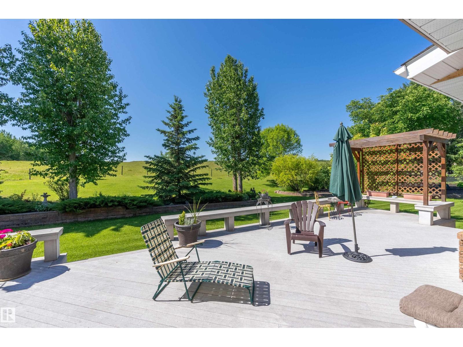 248 LAKESHORE DR - 72