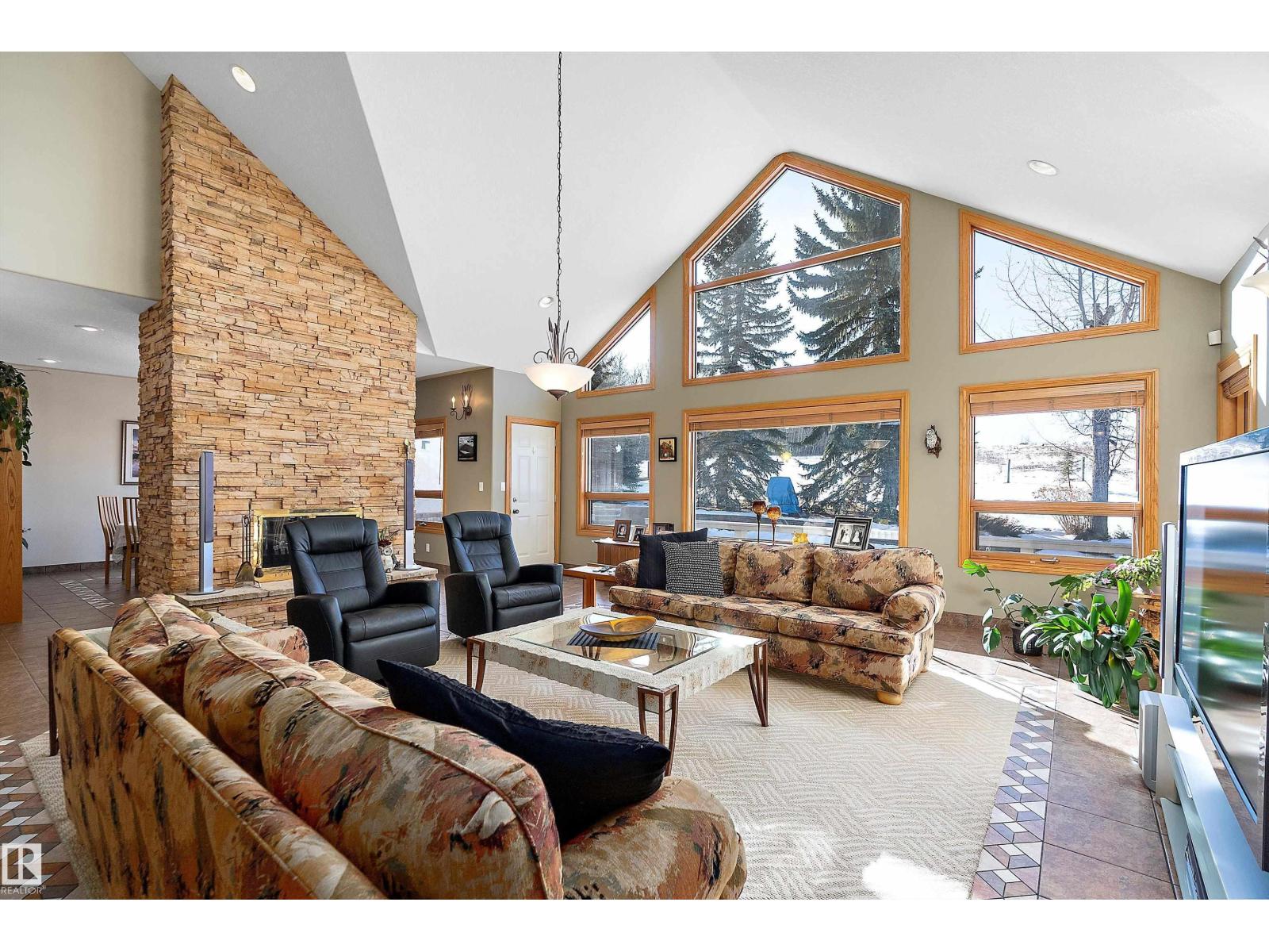 248 LAKESHORE DR - 9