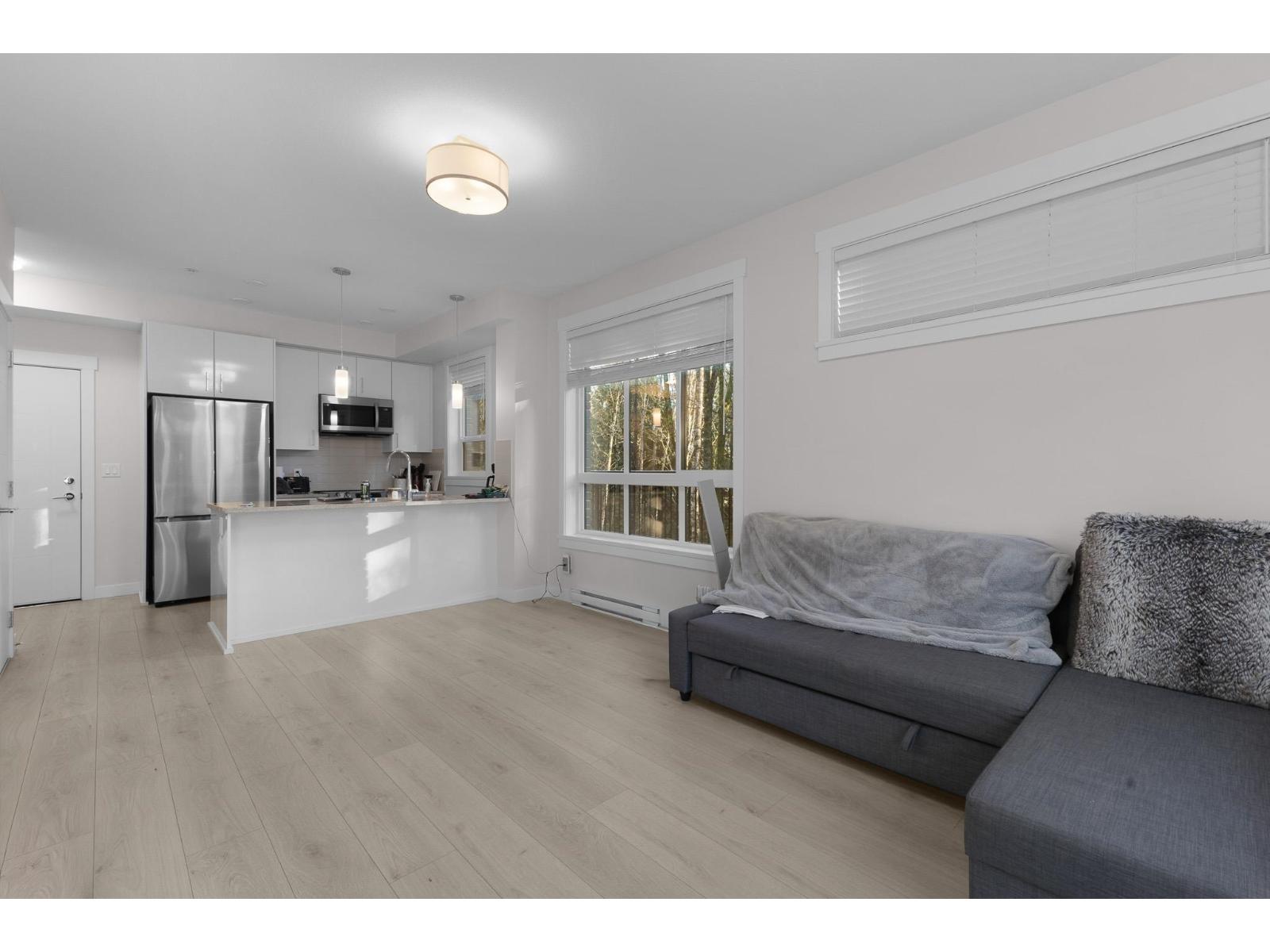 107 32690 14 AVENUE, Mission