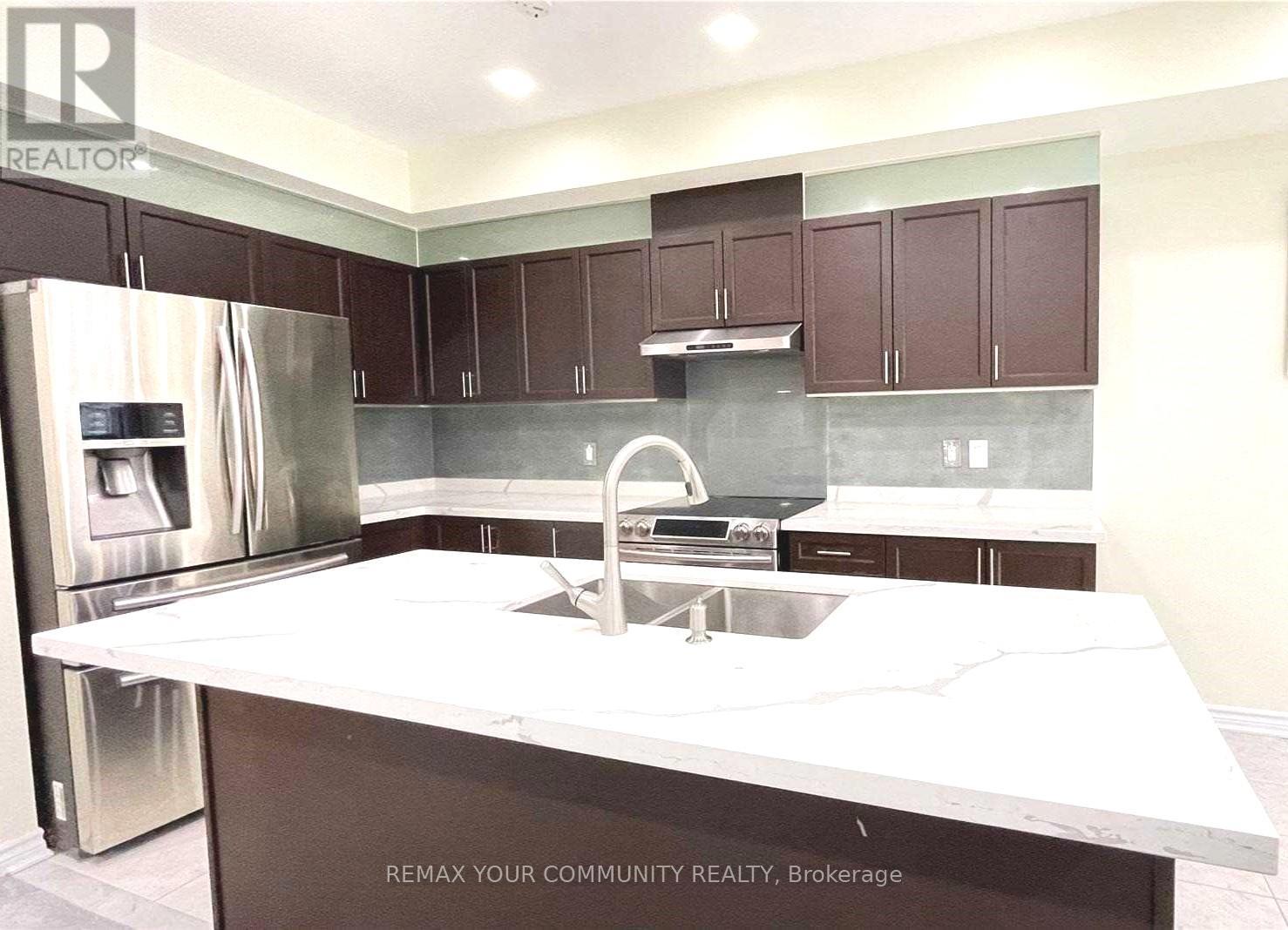 29 SHARBOT LANE - Photo 3 of 12, Markham (Greensborough), Ontario