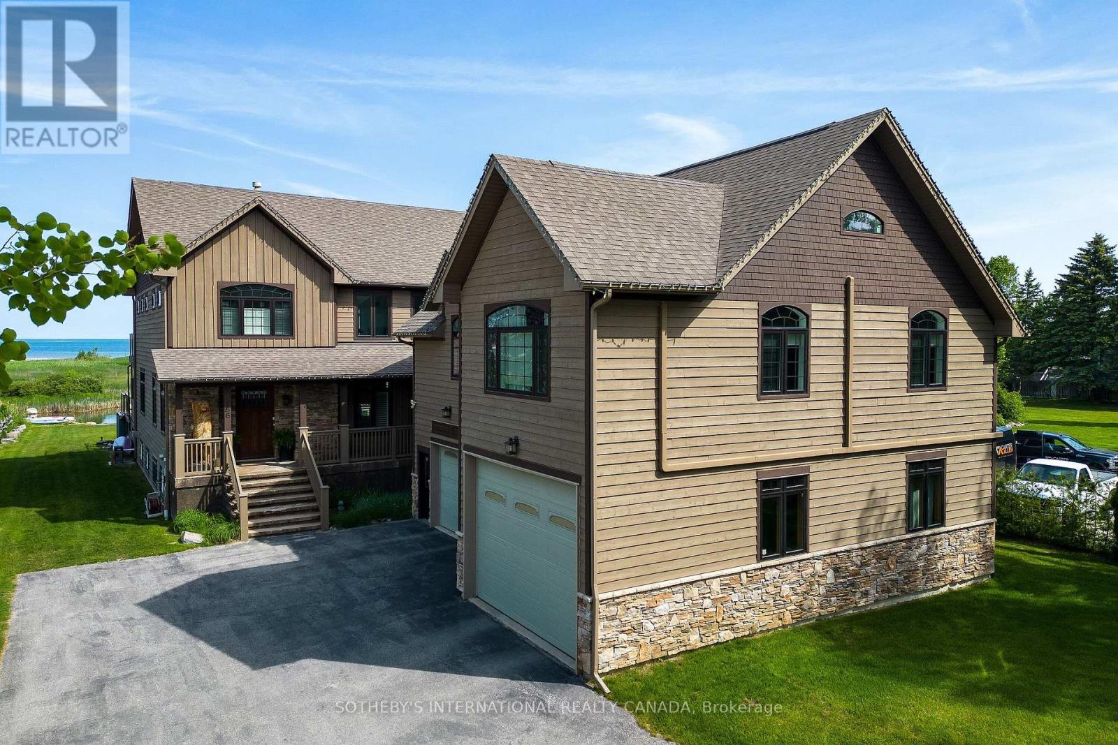 156 BARTLETT BOULEVARD - 2