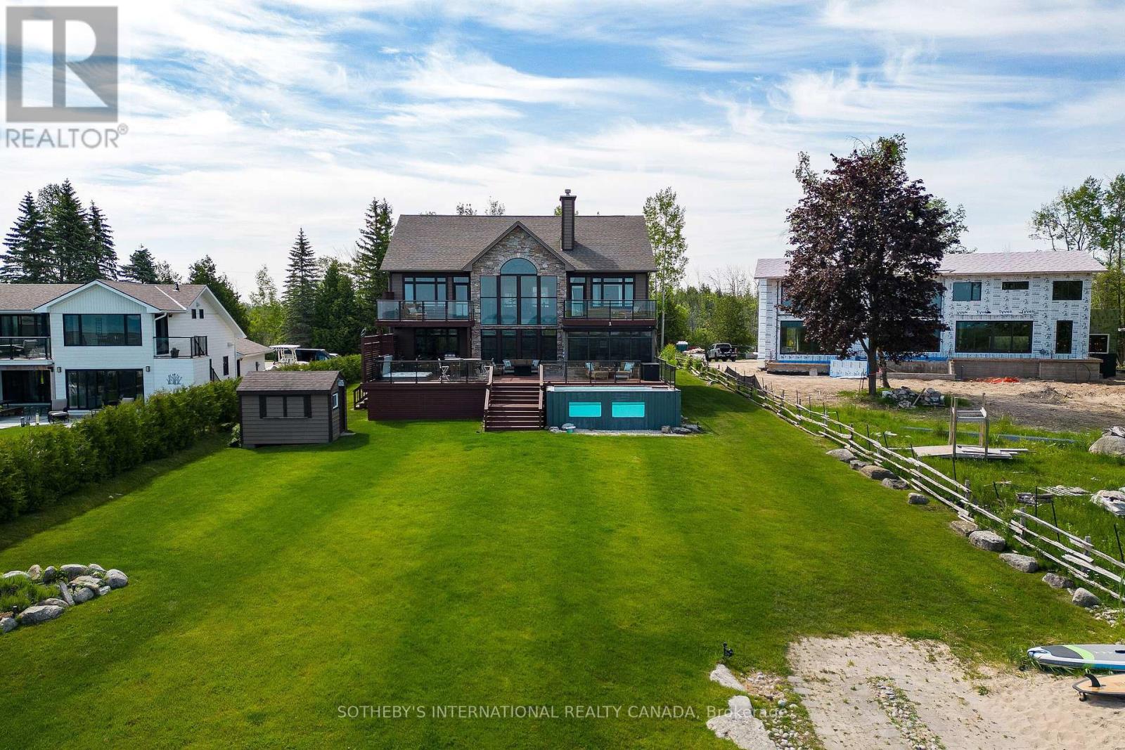 156 BARTLETT BOULEVARD - 36