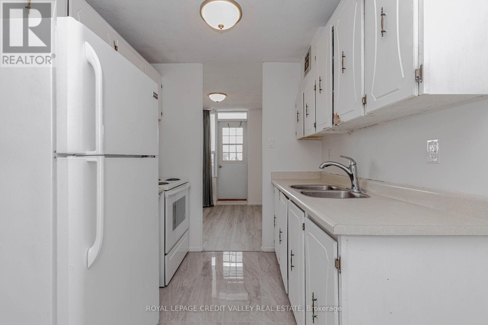 #501 3120 KIRWIN AVENUE - 25