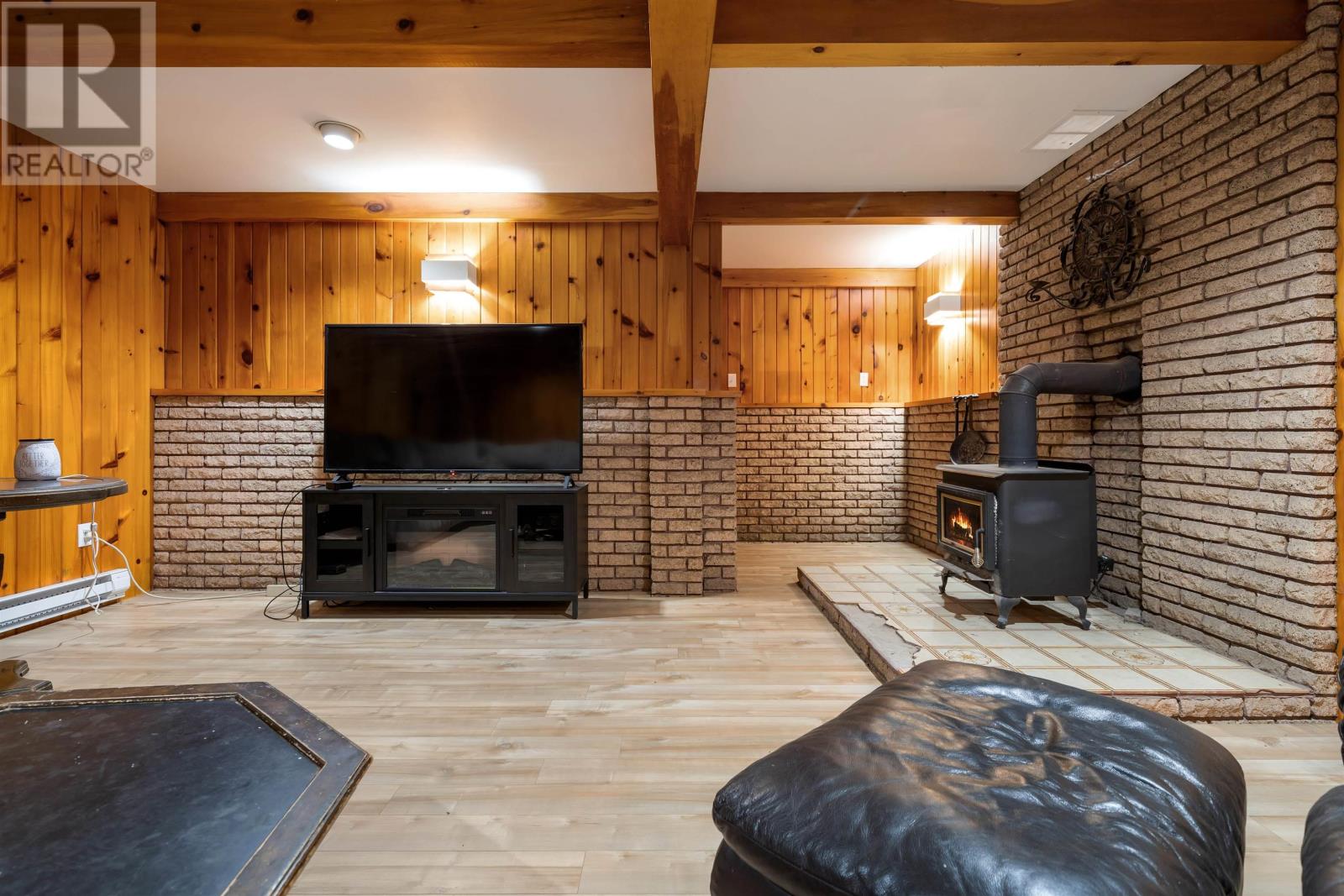 Property 37 of 49 of 393 Shore Road