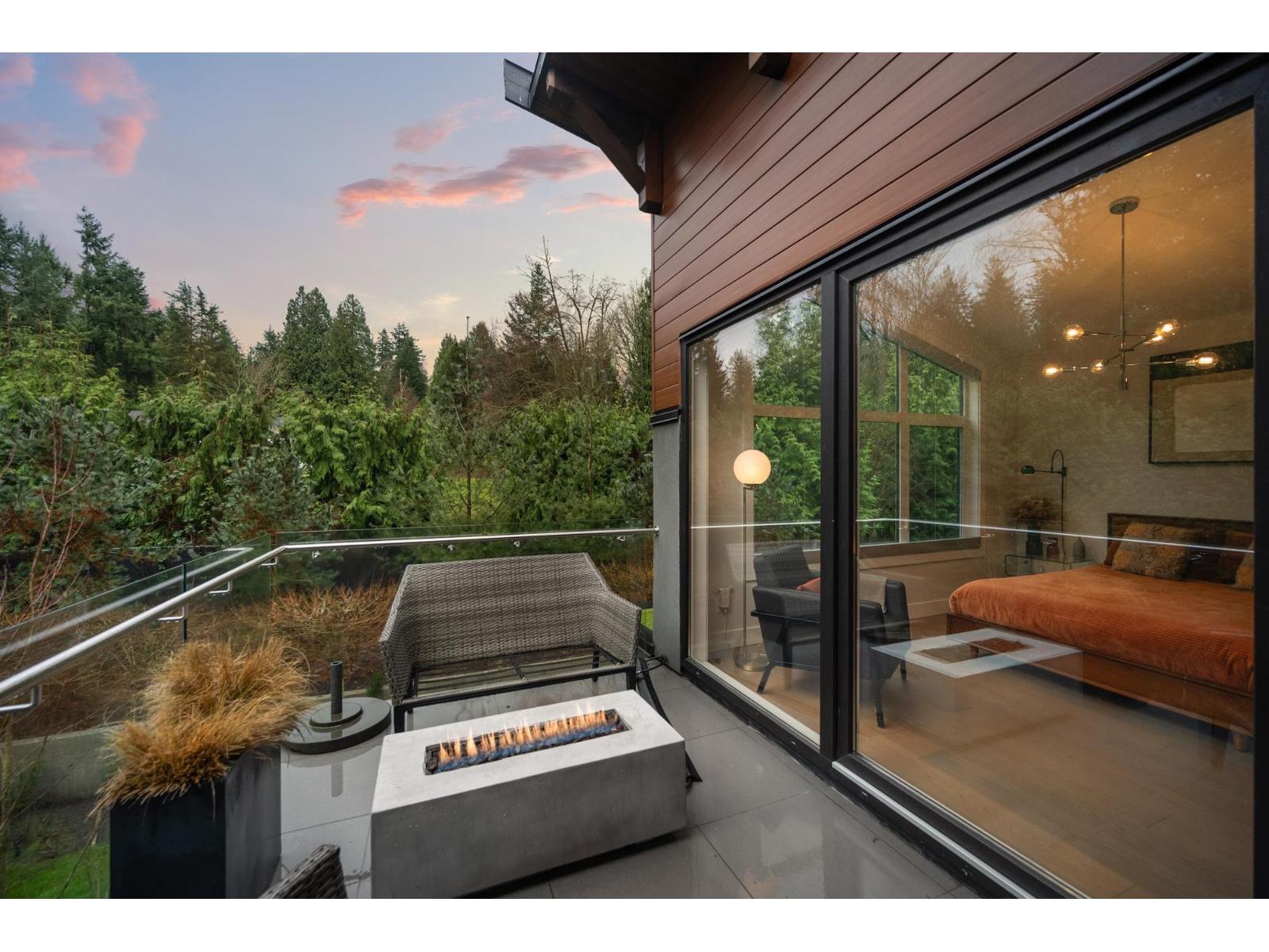 16728 MCNAIR DRIVE, Surrey