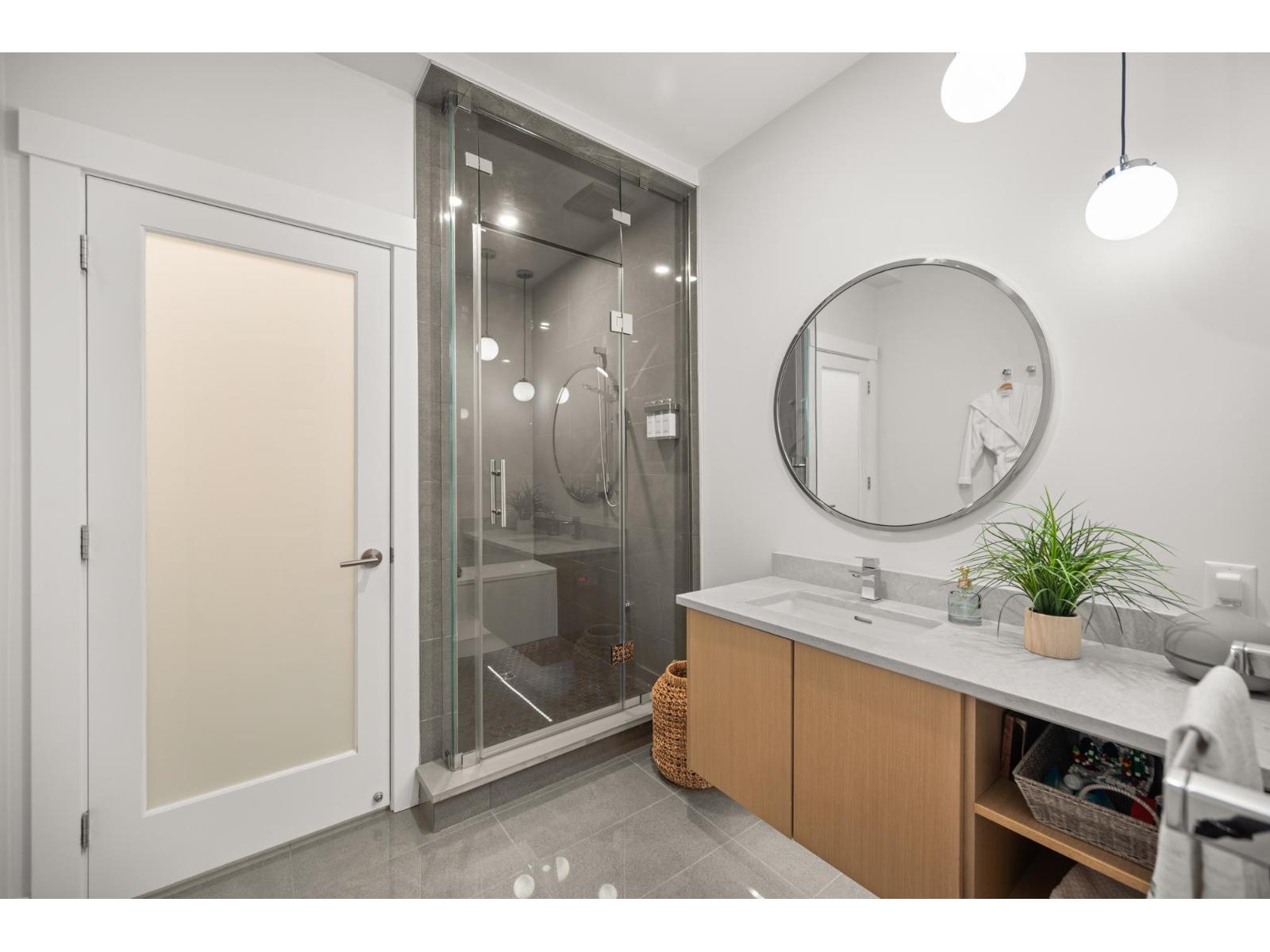 16728 MCNAIR DRIVE, Surrey