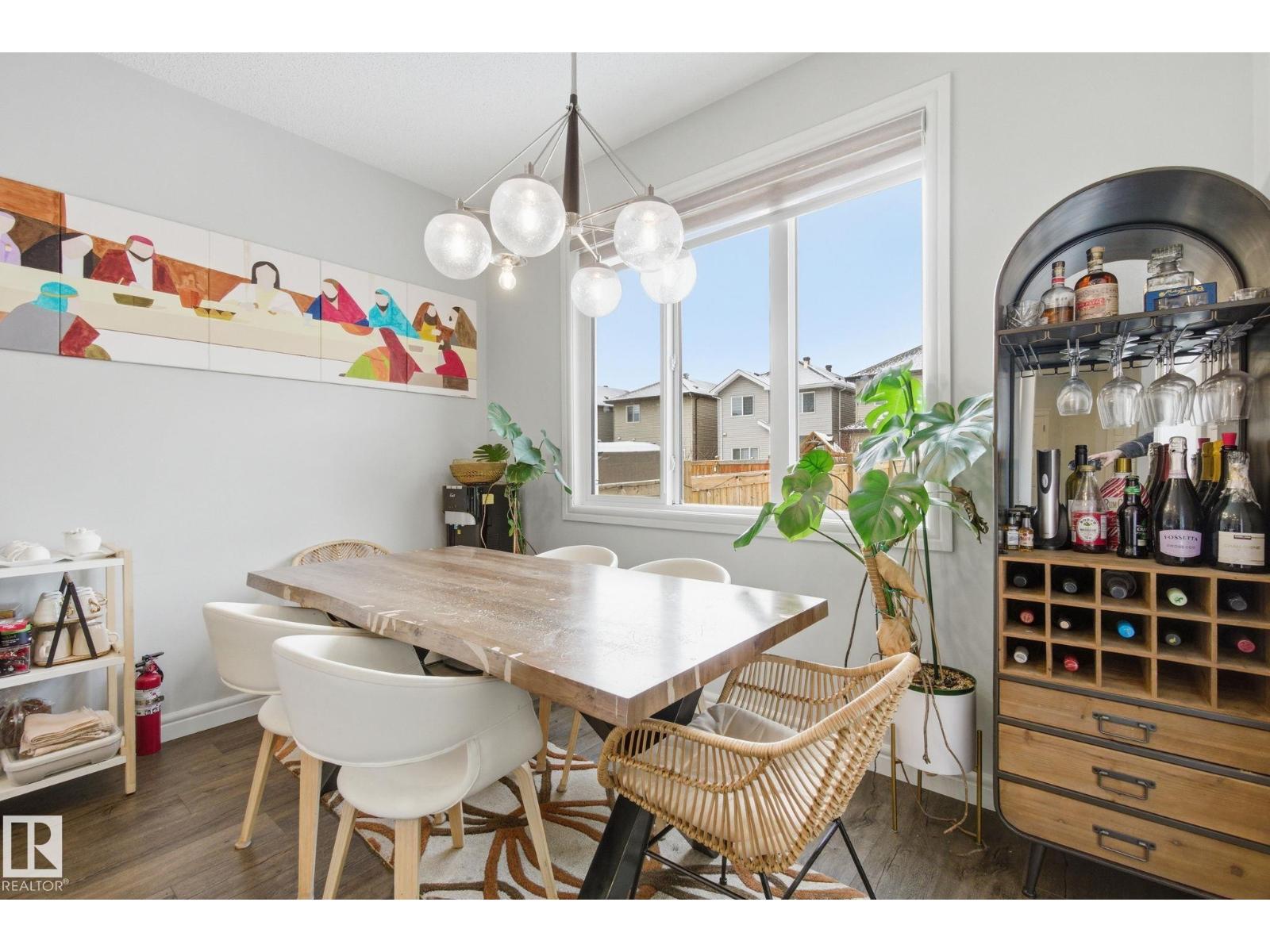 9942 222A ST NW NW, Edmonton