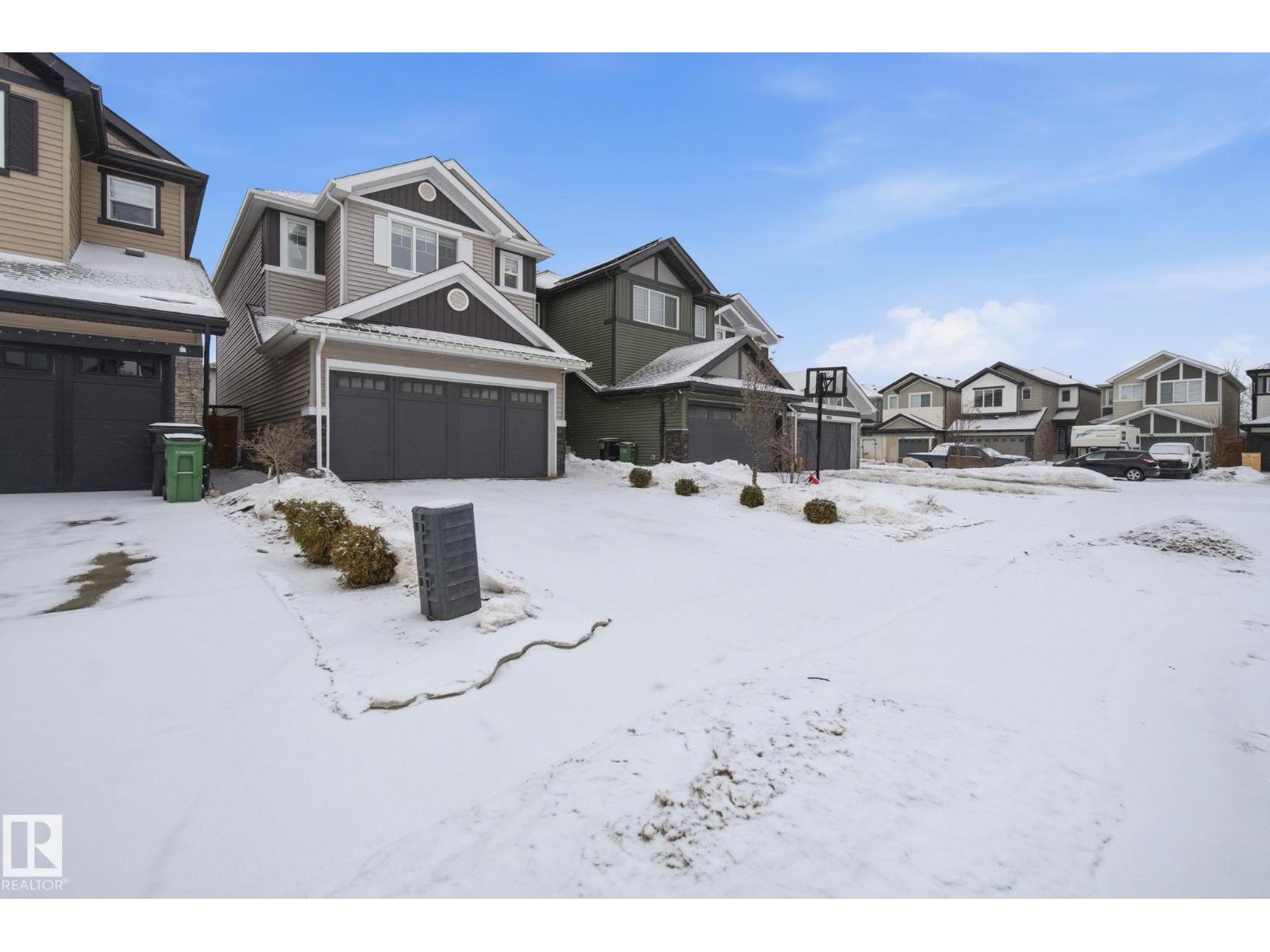 9942 222A ST NW NW, Edmonton