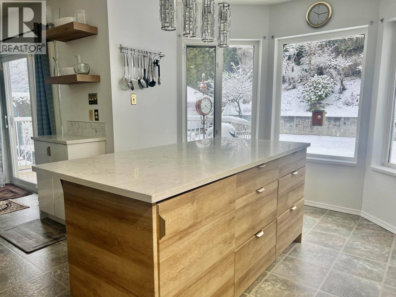 44 STICKNEY STREET - 10