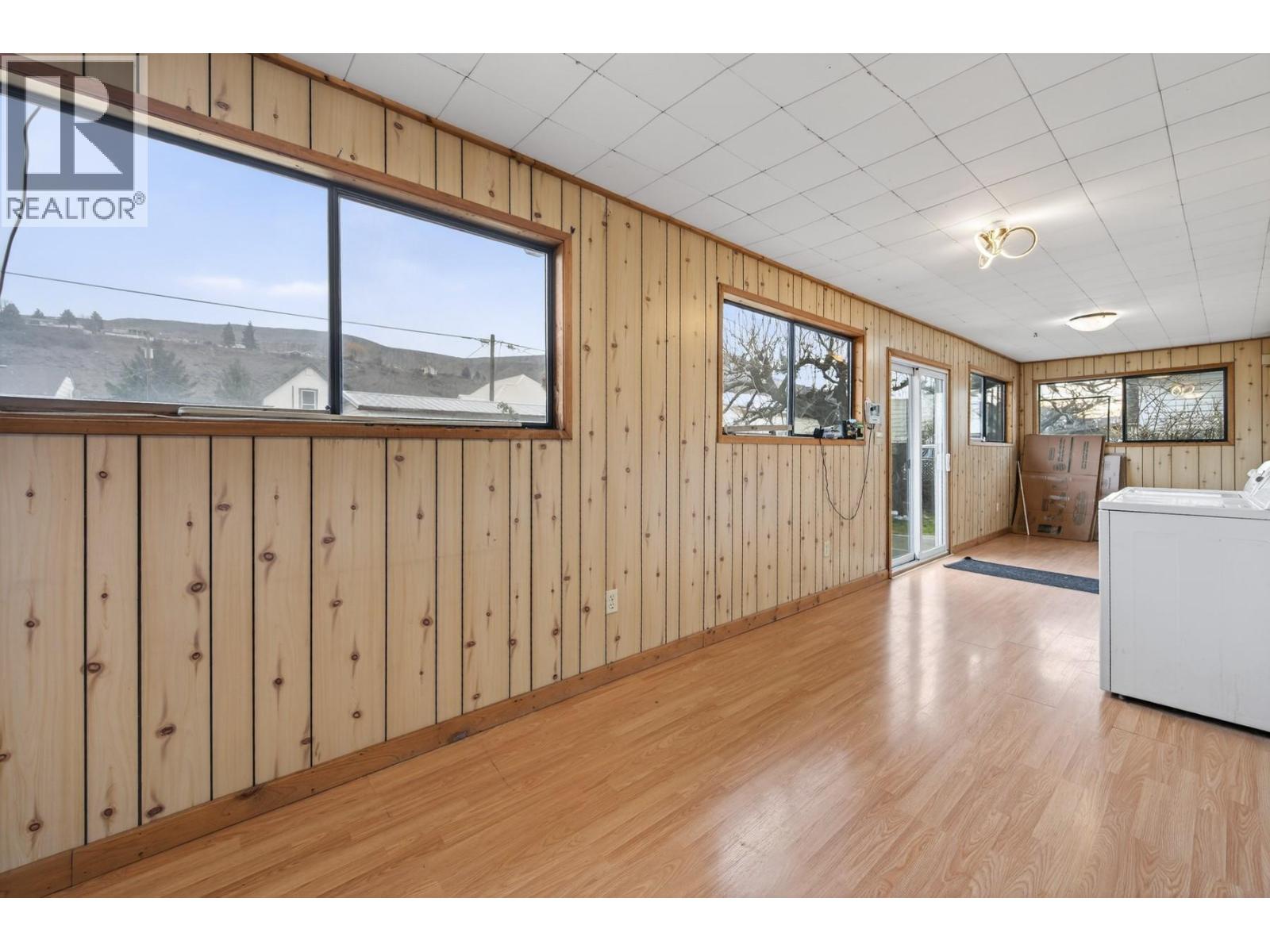 506 BANCROFT STREET - 19