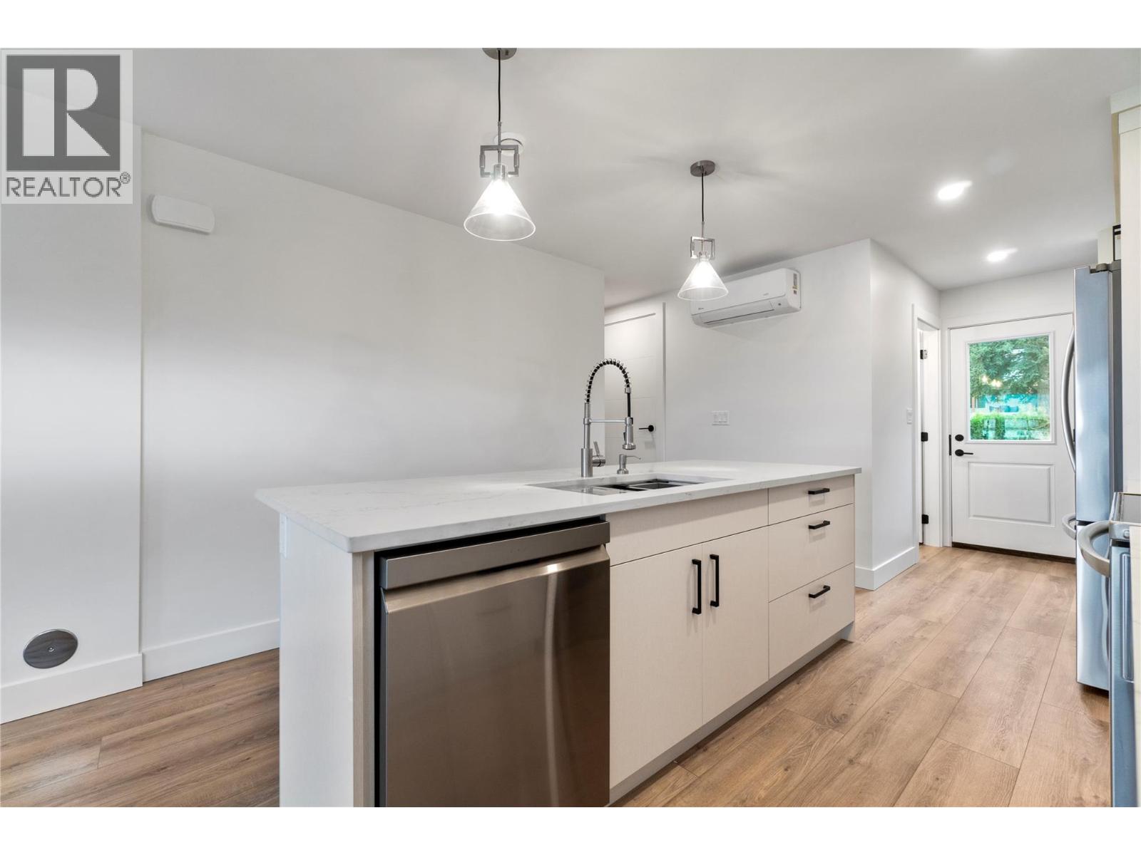 981 12 Street SE Unit# 38, Salmon Arm