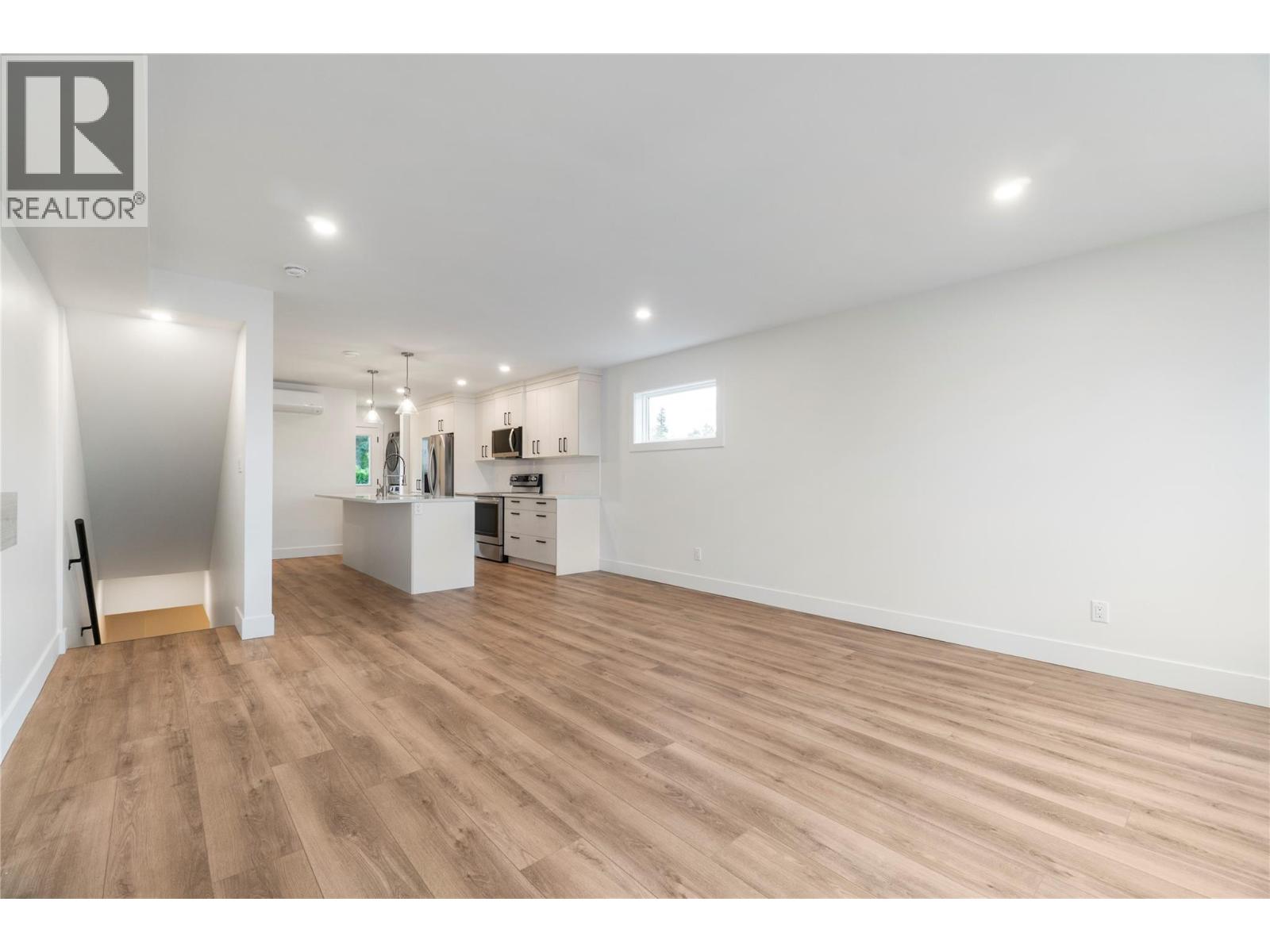 981 12 Street SE Unit# 38, Salmon Arm